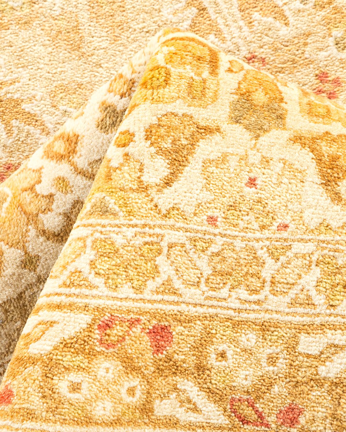 Autre Tapis traditionnel Mogul jaune unique fait à la main, unique en son genre en vente