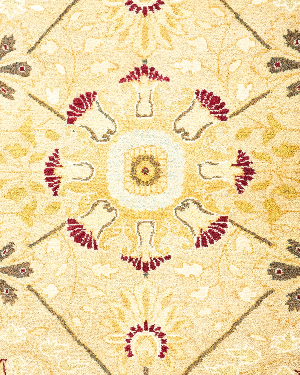 XXIe siècle et contemporain Tapis traditionnel Mogul jaune, fait à la main, unique en son genre en vente
