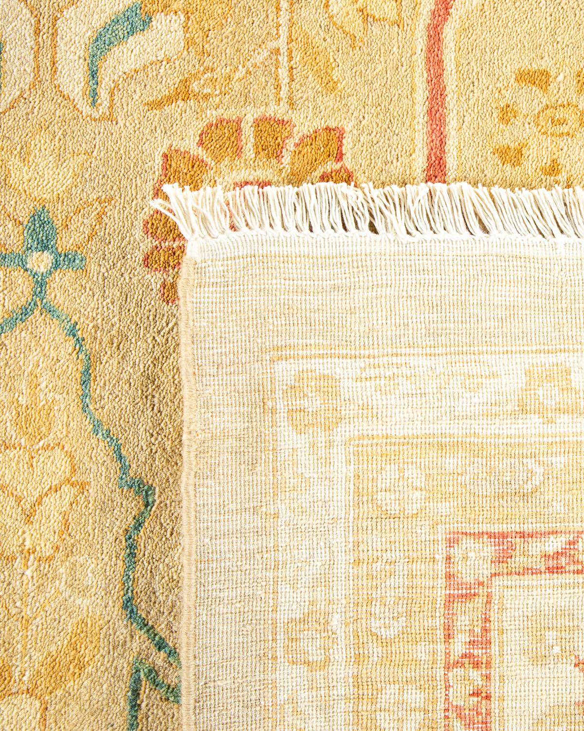 Noué à la main Tapis traditionnel Mogul jaune unique fait à la main, unique en son genre en vente
