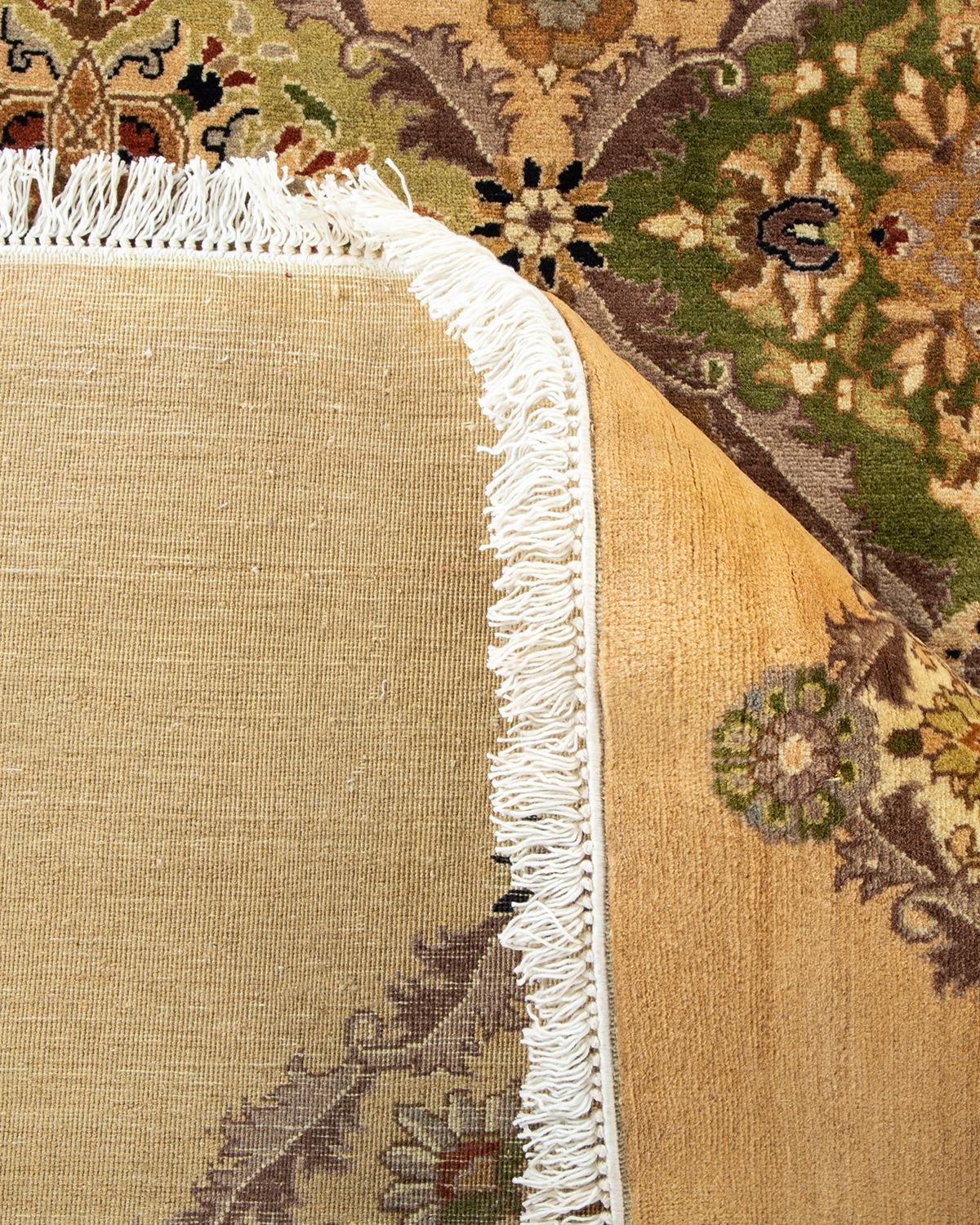 Pakistanais Tapis traditionnel Mogul jaune unique fait à la main, unique en son genre en vente
