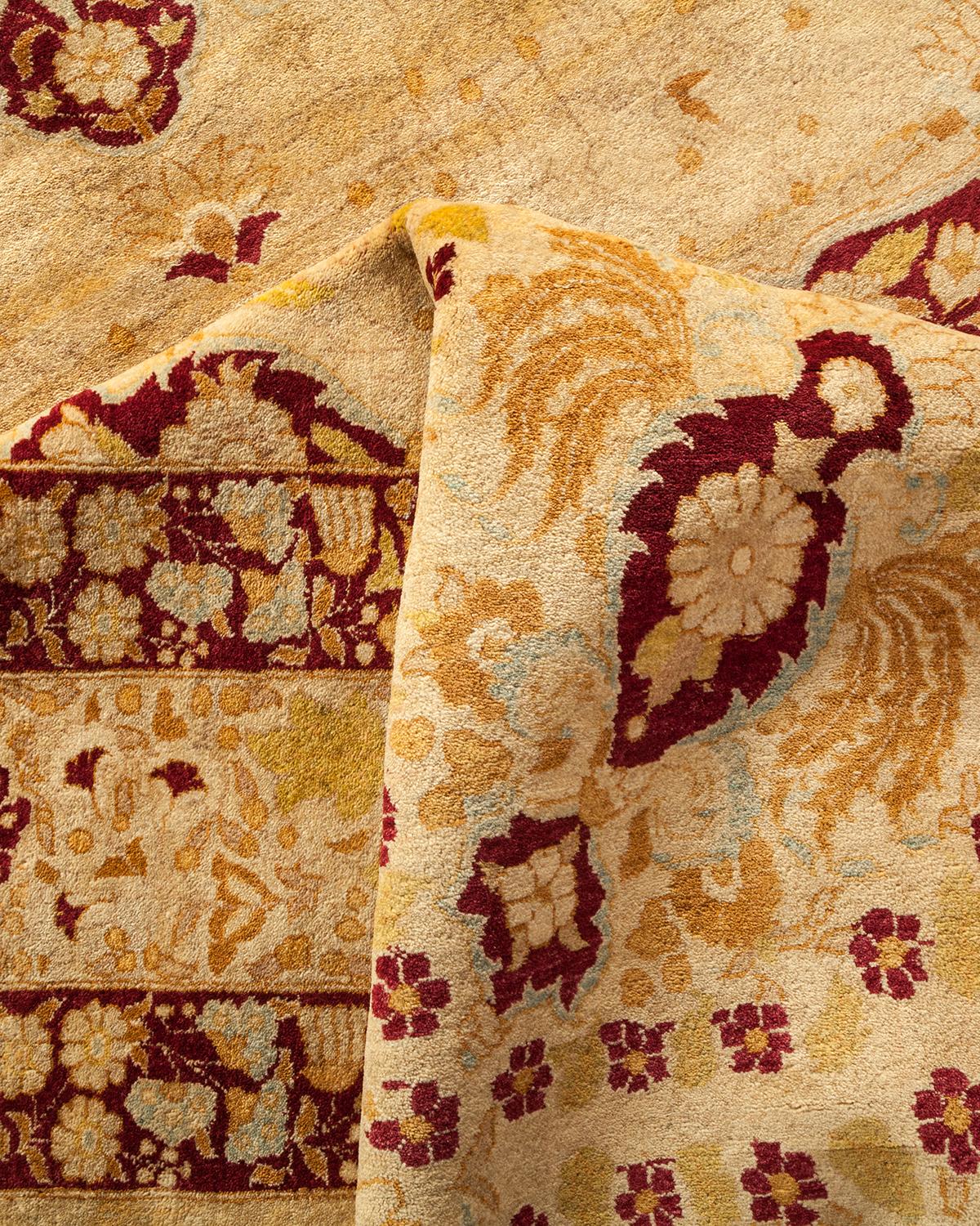 Autre Tapis traditionnel Mogul jaune unique fait à la main, unique en son genre en vente
