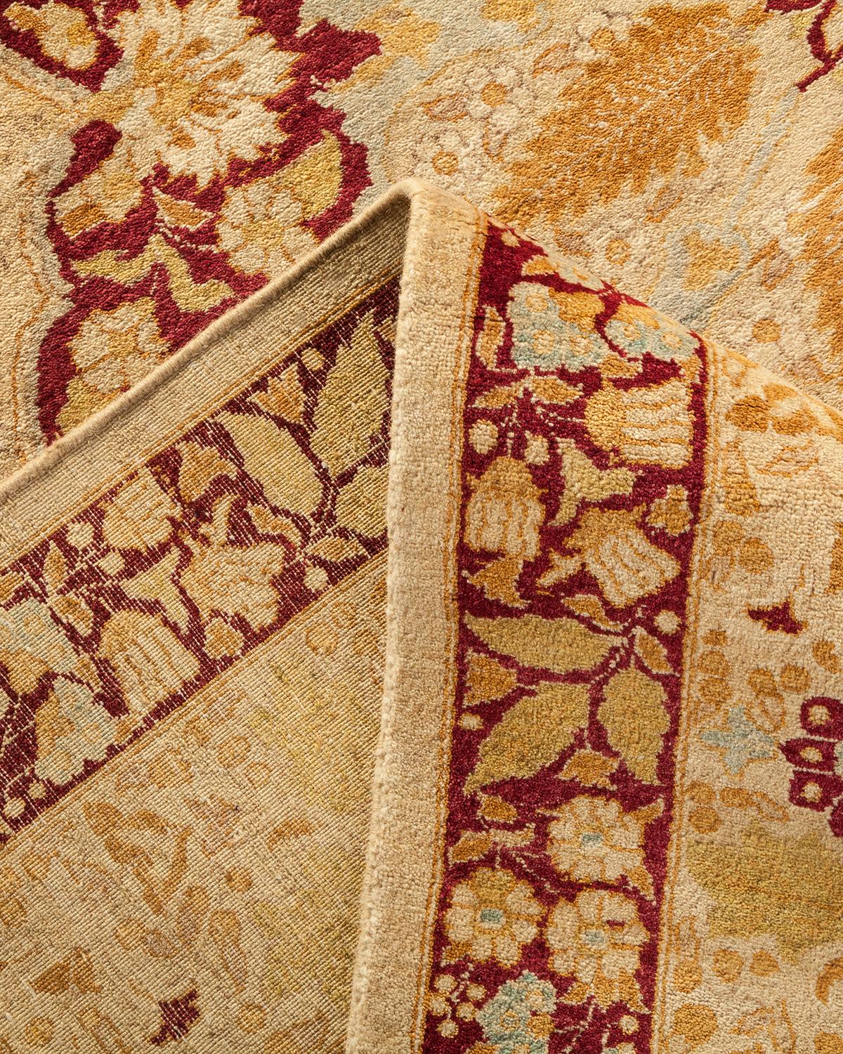 Pakistanais Tapis traditionnel Mogul jaune unique fait à la main, unique en son genre en vente