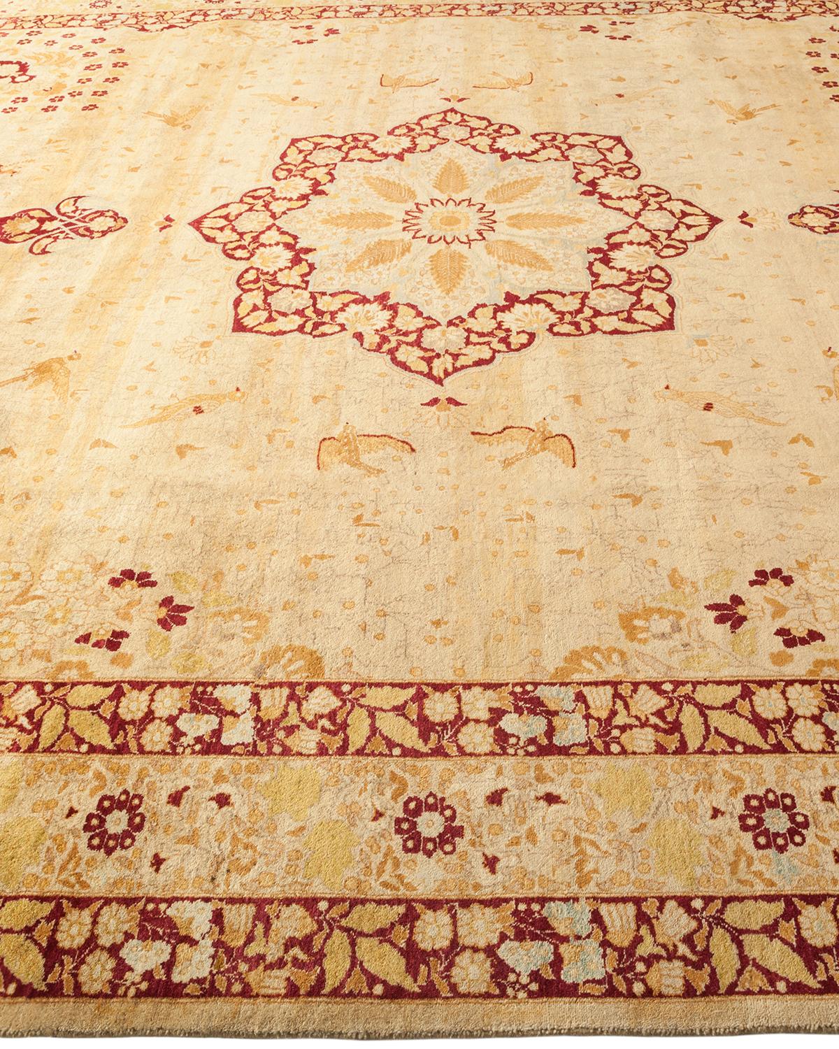 Tapis traditionnel Mogul jaune unique fait à la main, unique en son genre Neuf - En vente à Norwalk, CT