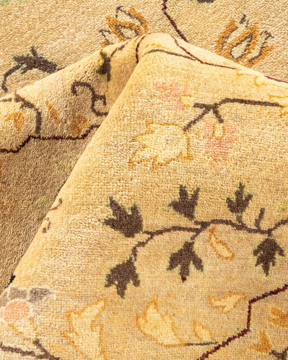 Autre Tapis traditionnel Mogul jaune unique fait à la main, unique en son genre en vente