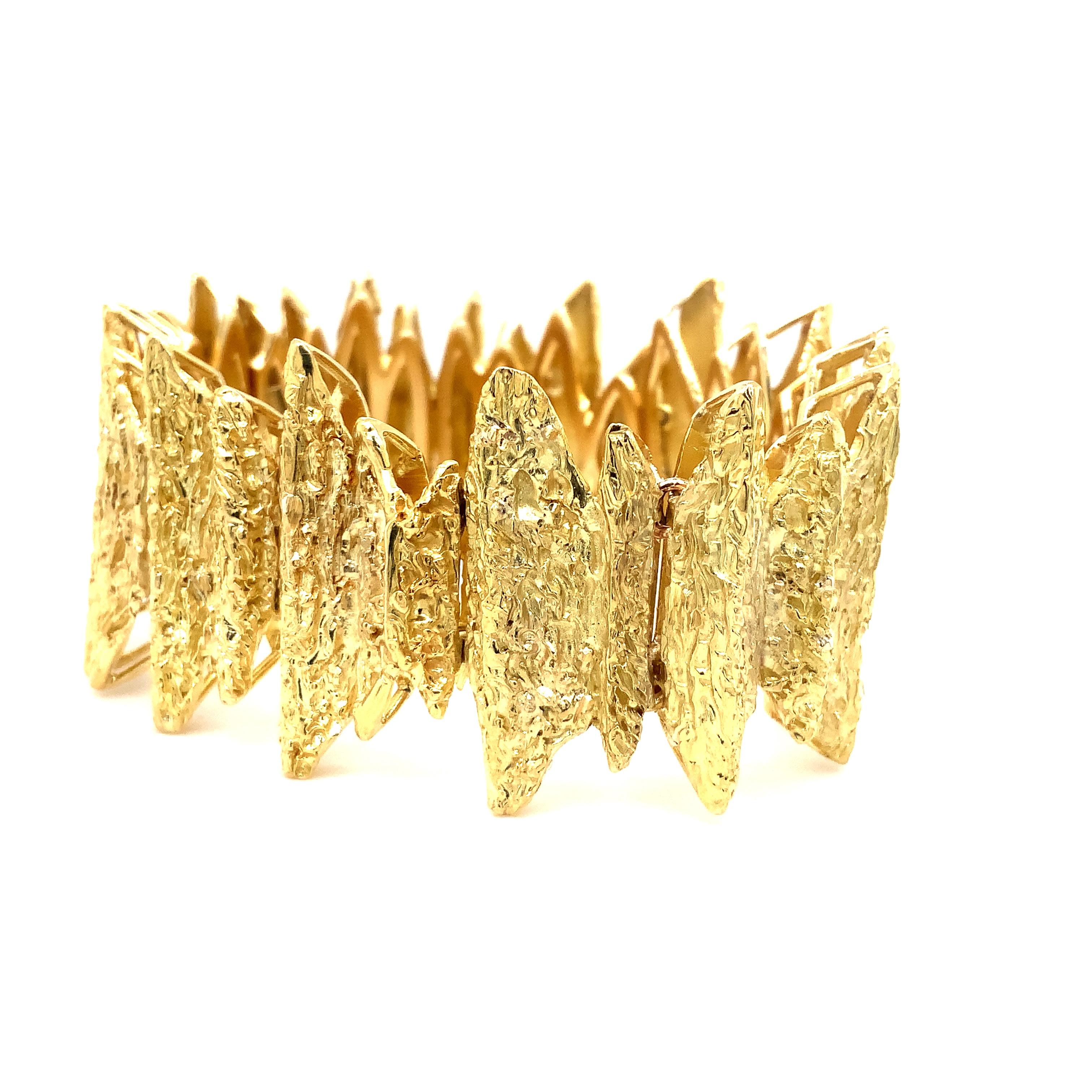 One Of a Kind Hand Made Vintage Organic Textured 18K Green Gold Italian Bracelet In Excellent Condition For Sale In Los Gatos, CA