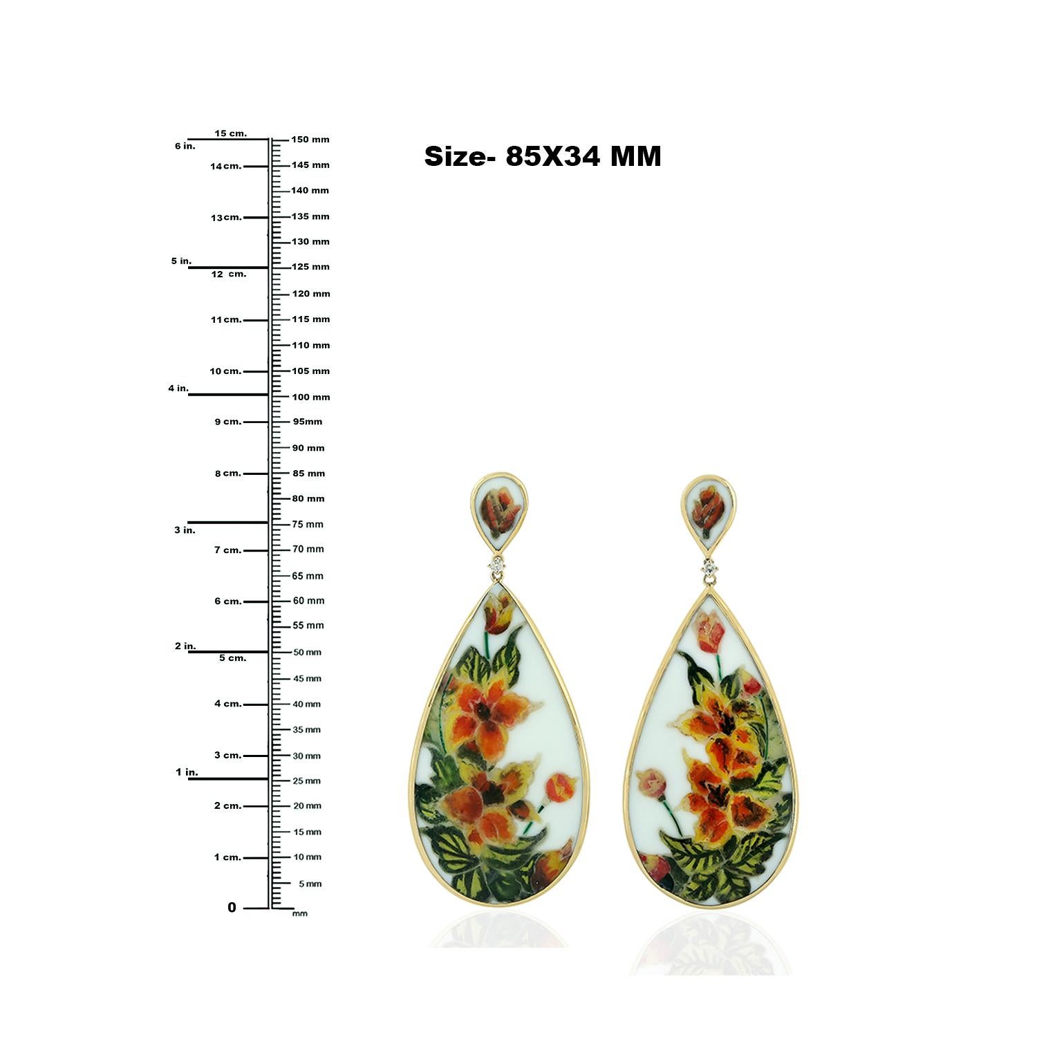 Taglio misto Orecchini pendenti in marmo dipinti a mano con diamanti, unici nel loro genere in vendita