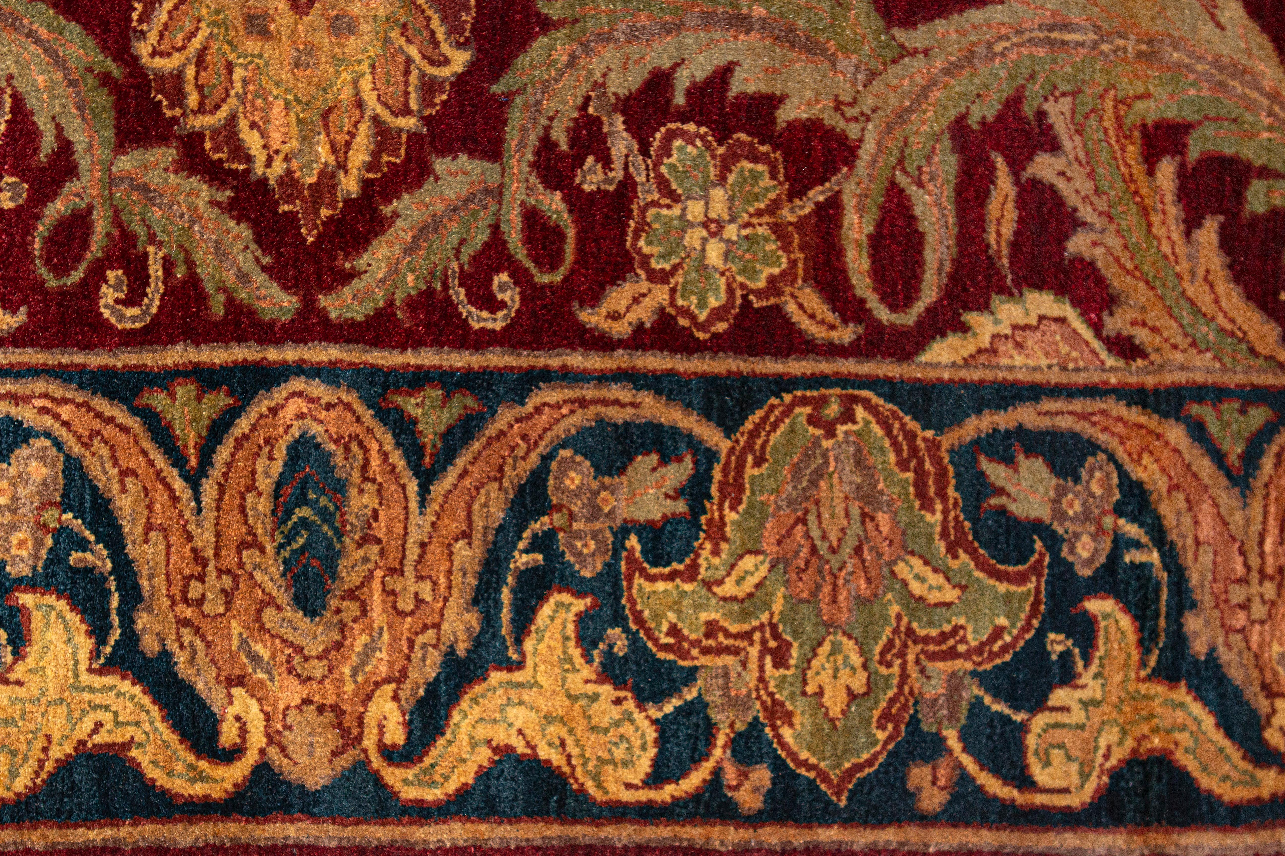 Indien Tapis traditionnel de luxe en laine rouge/bleu tissé à la main 4''1x5''10 en vente