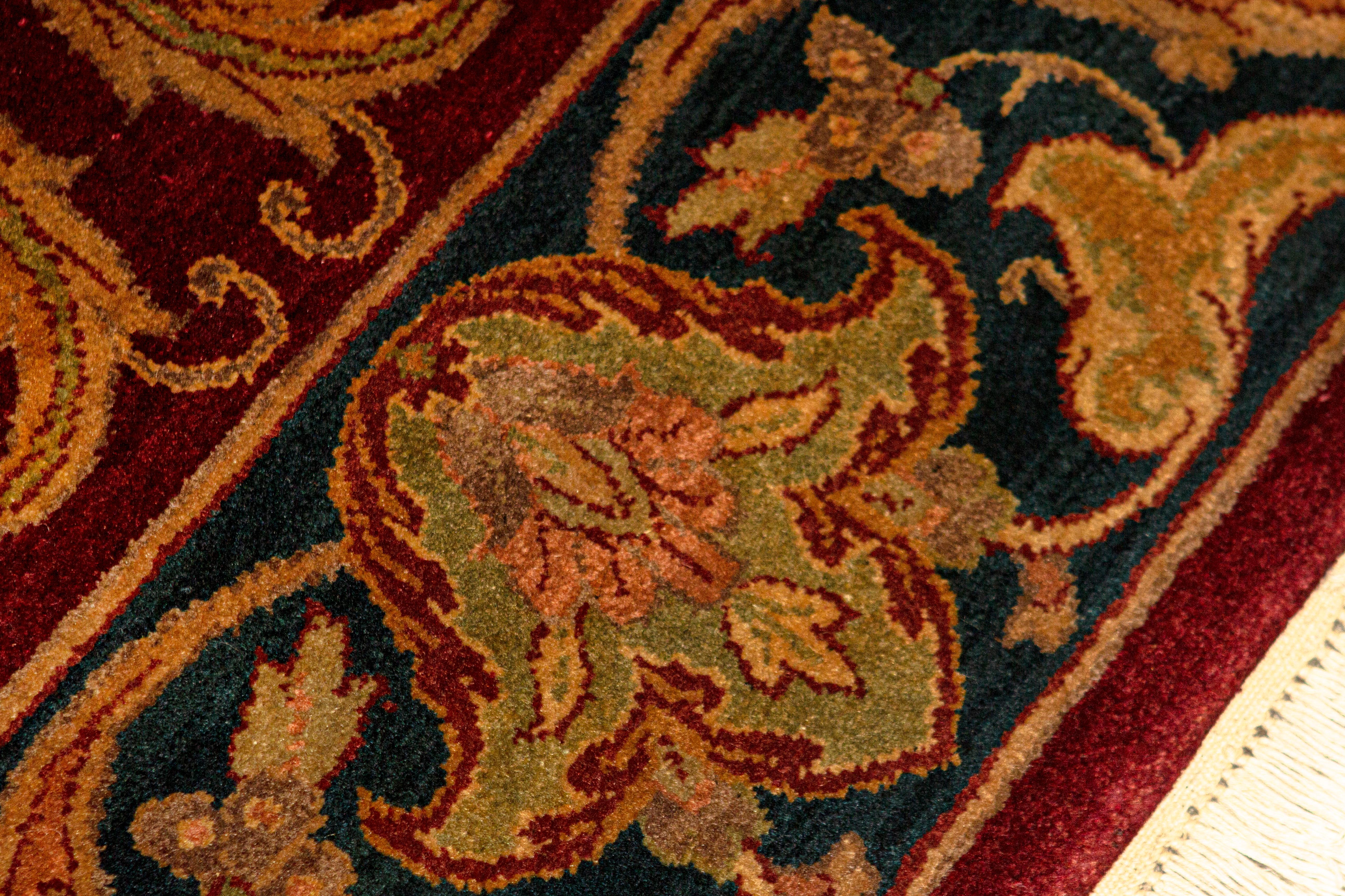 Tissé à la main Tapis traditionnel de luxe en laine rouge/bleu tissé à la main 4''1x5''10 en vente