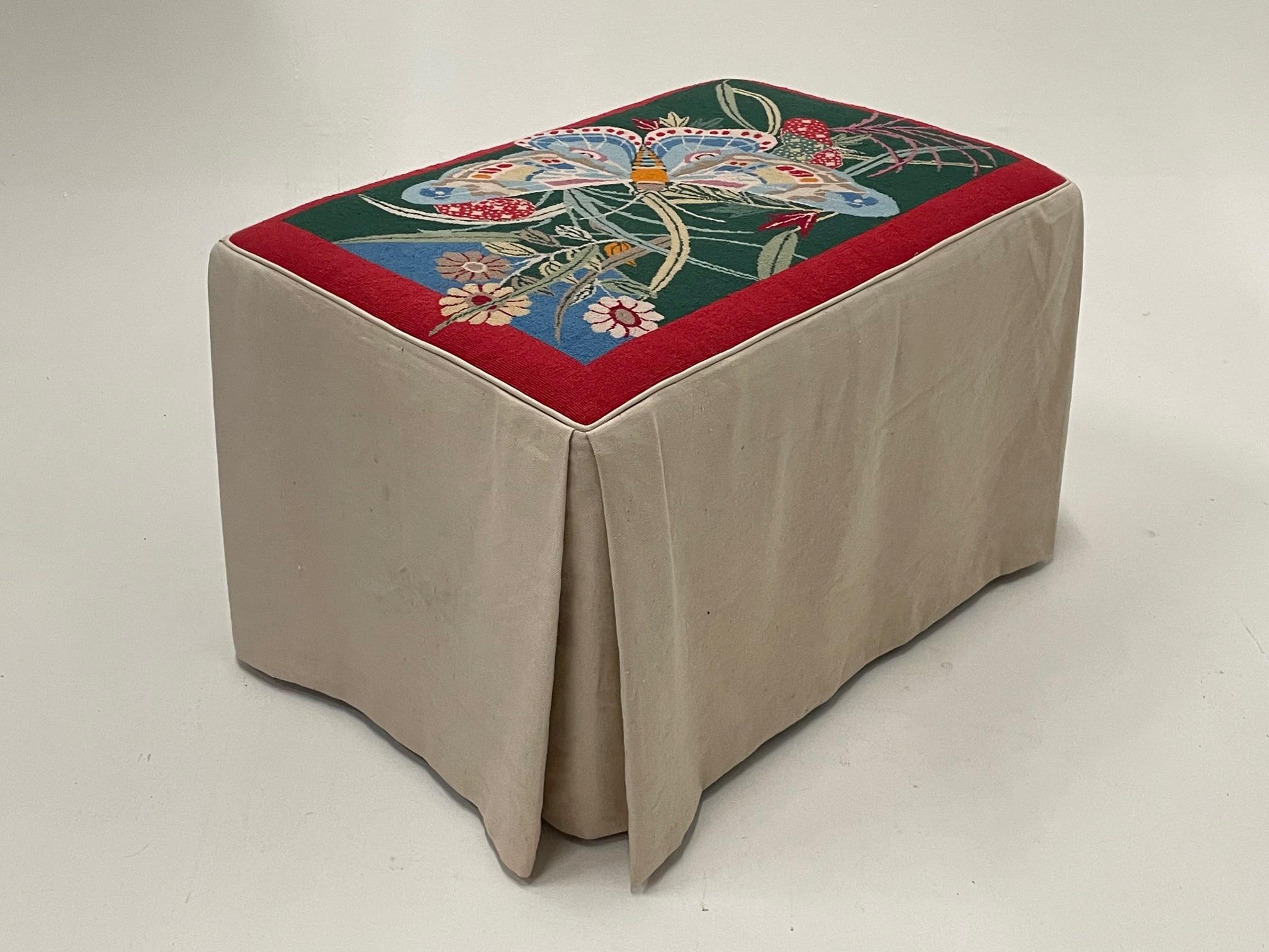 Banc fait main, unique en son genre, à l'aiguille avec papillon Bon état - En vente à Hopewell, NJ