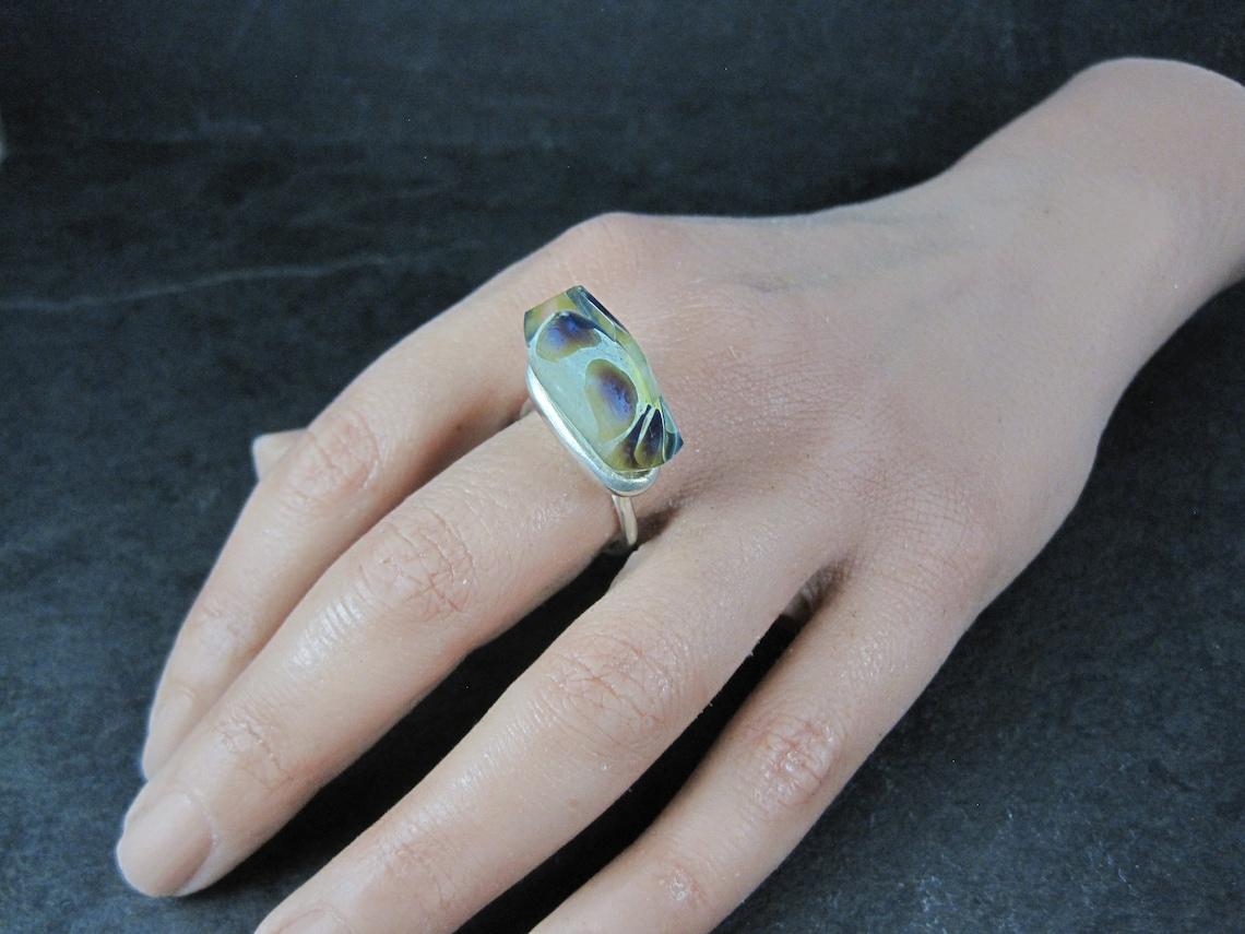 One of a Kind High Set Sterling Silver Art Glass Statement Ring Size 8 For Sale 3