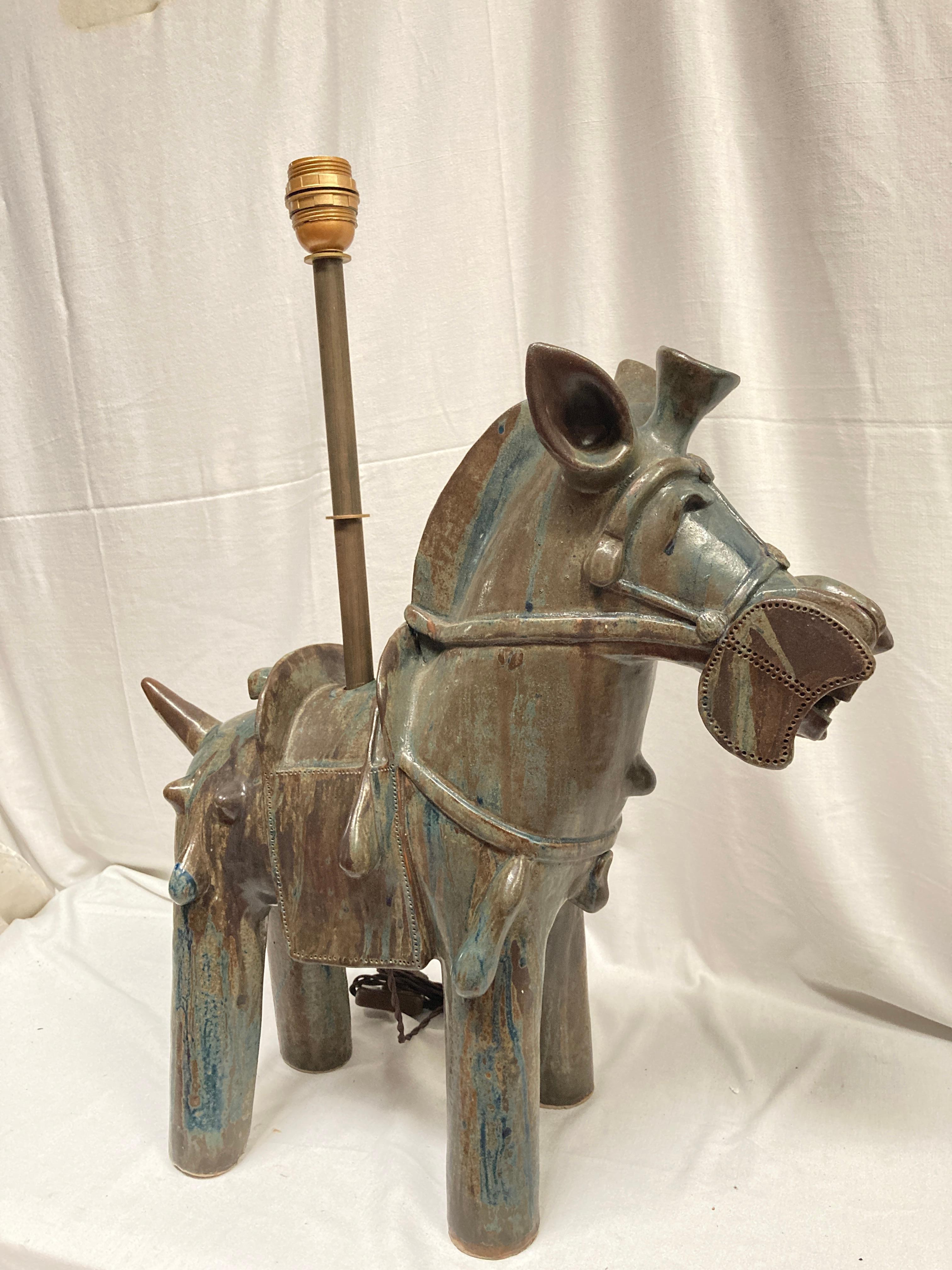 Lampe unique en poterie Studio A 