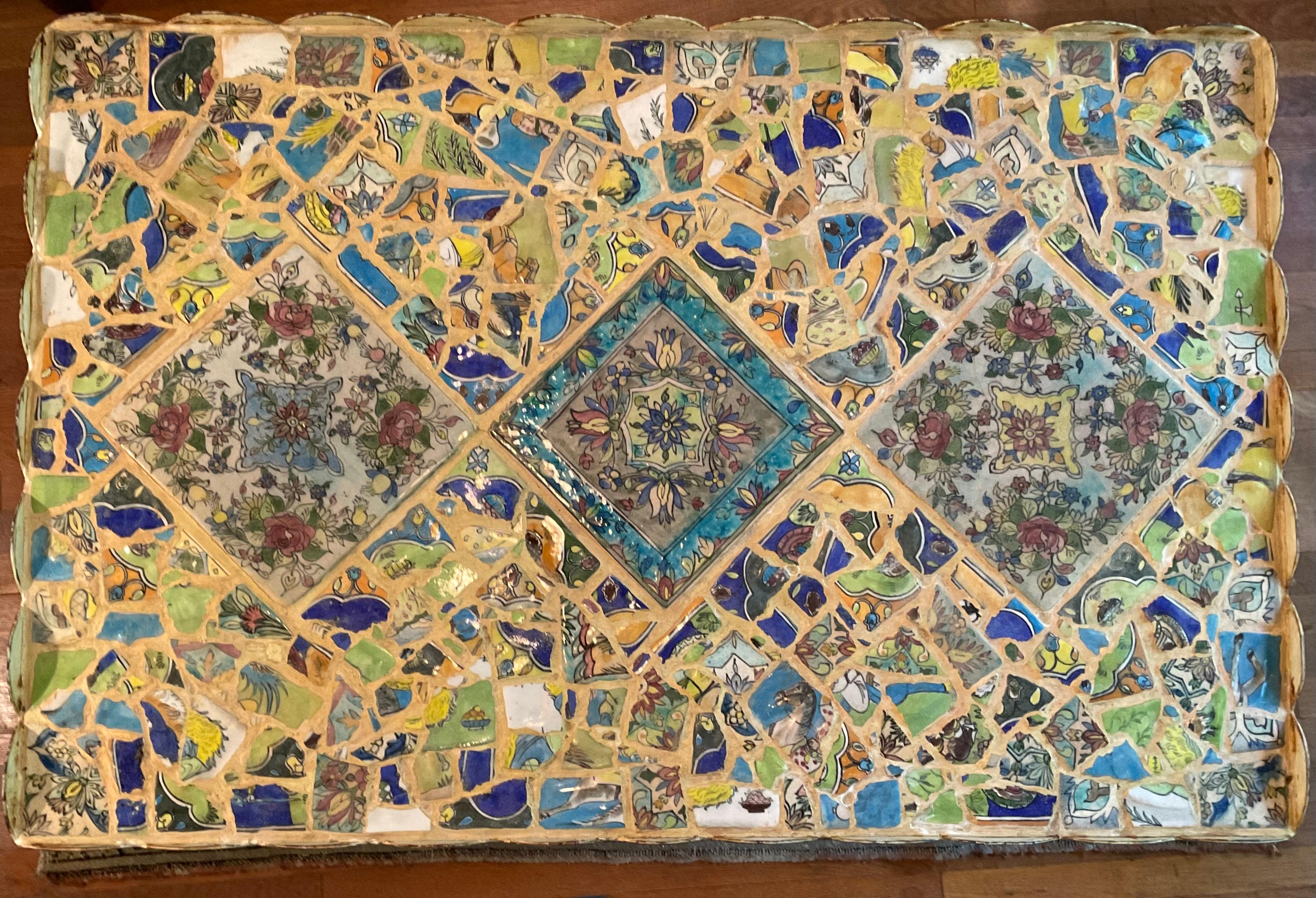 20ième siècle Table basse en fer, unique en son genre, en carreaux persans, par Joseph Malekan en vente