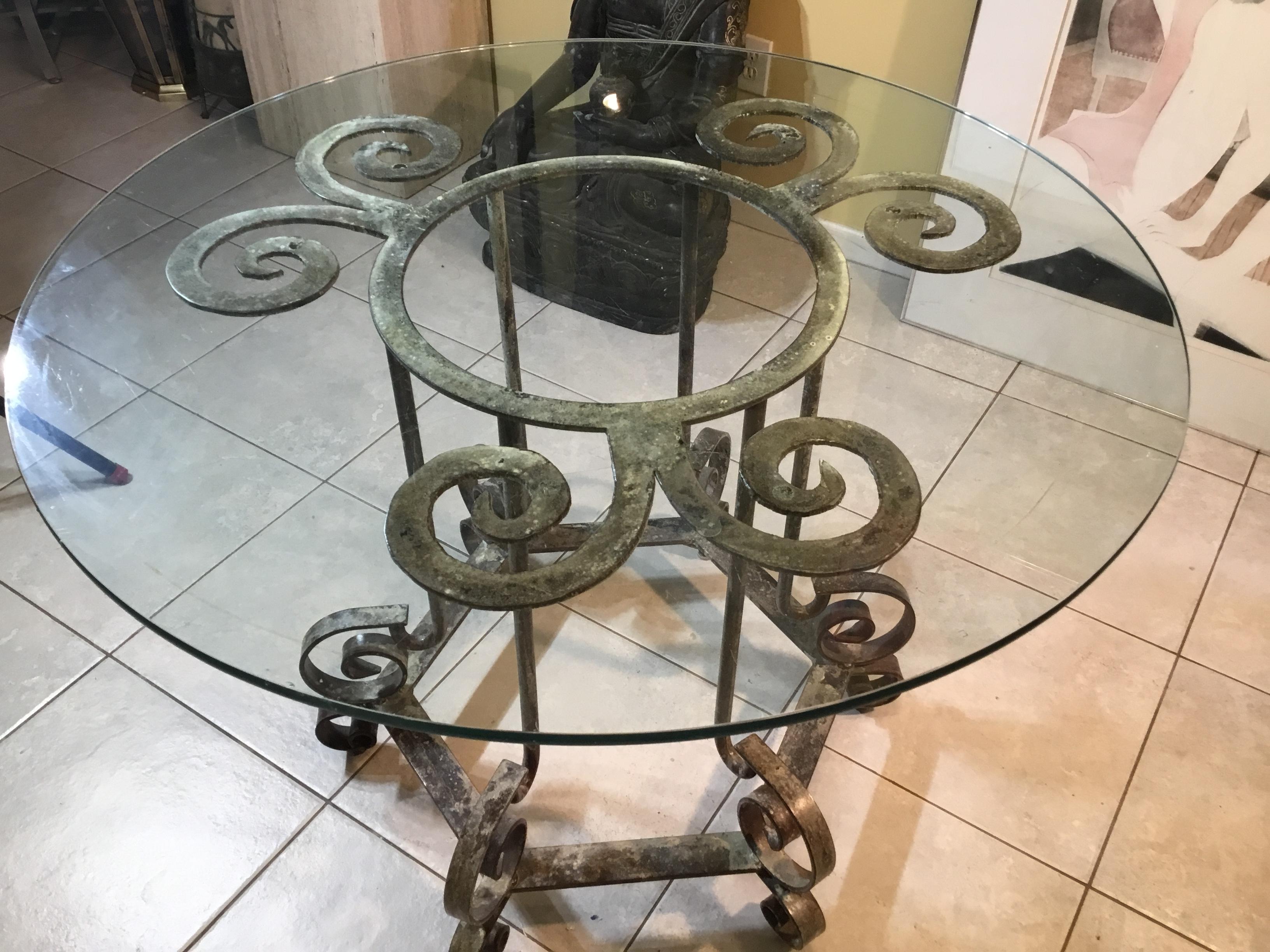 Américain Table centrale en fer avec plateau en spirale, unique en son genre en vente