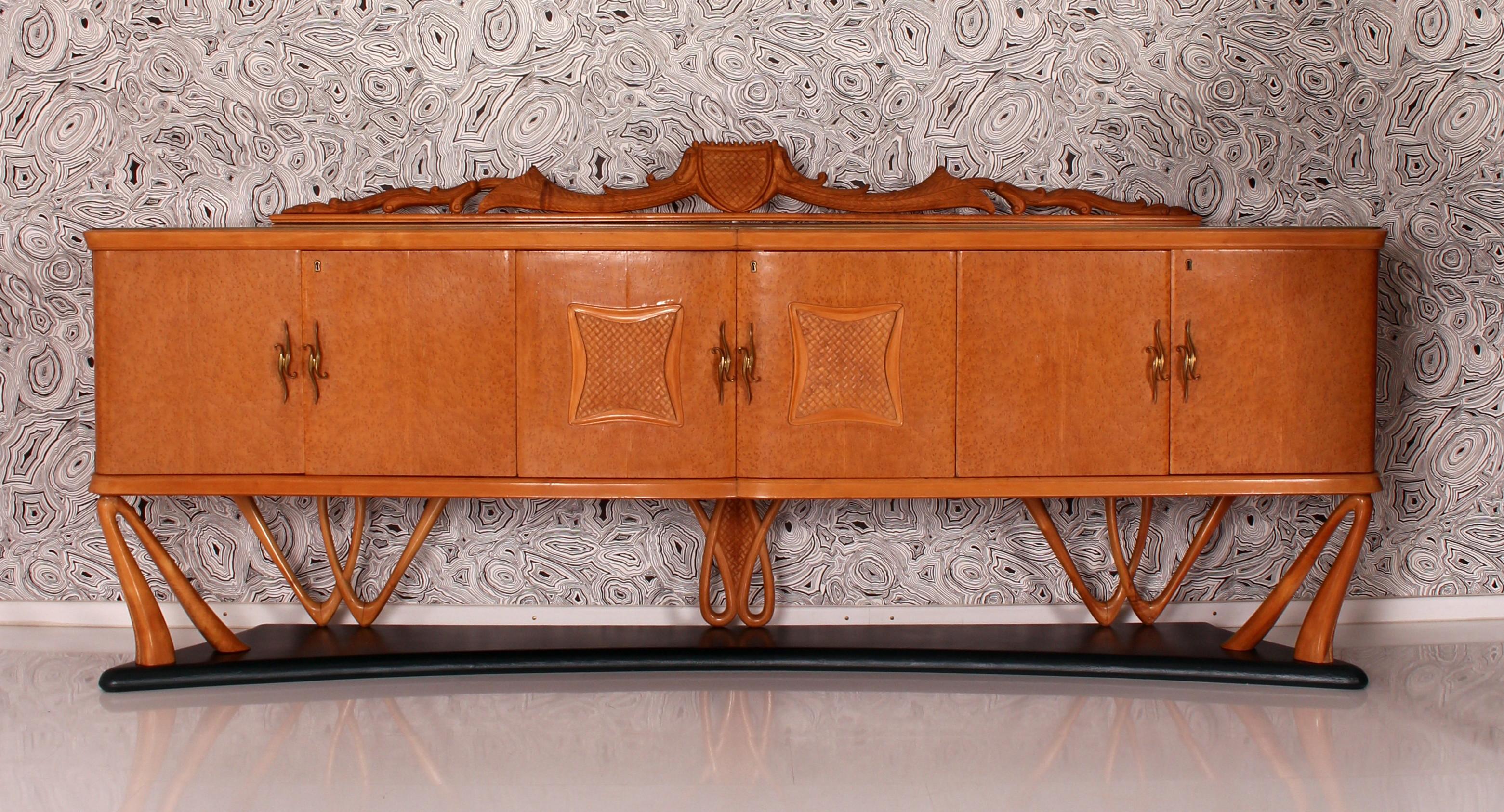 Italian 1950s
one of a kind
BAR / SIDEBOARD
attributed to Vittorio Dassi
birch root veneer - solid birch 