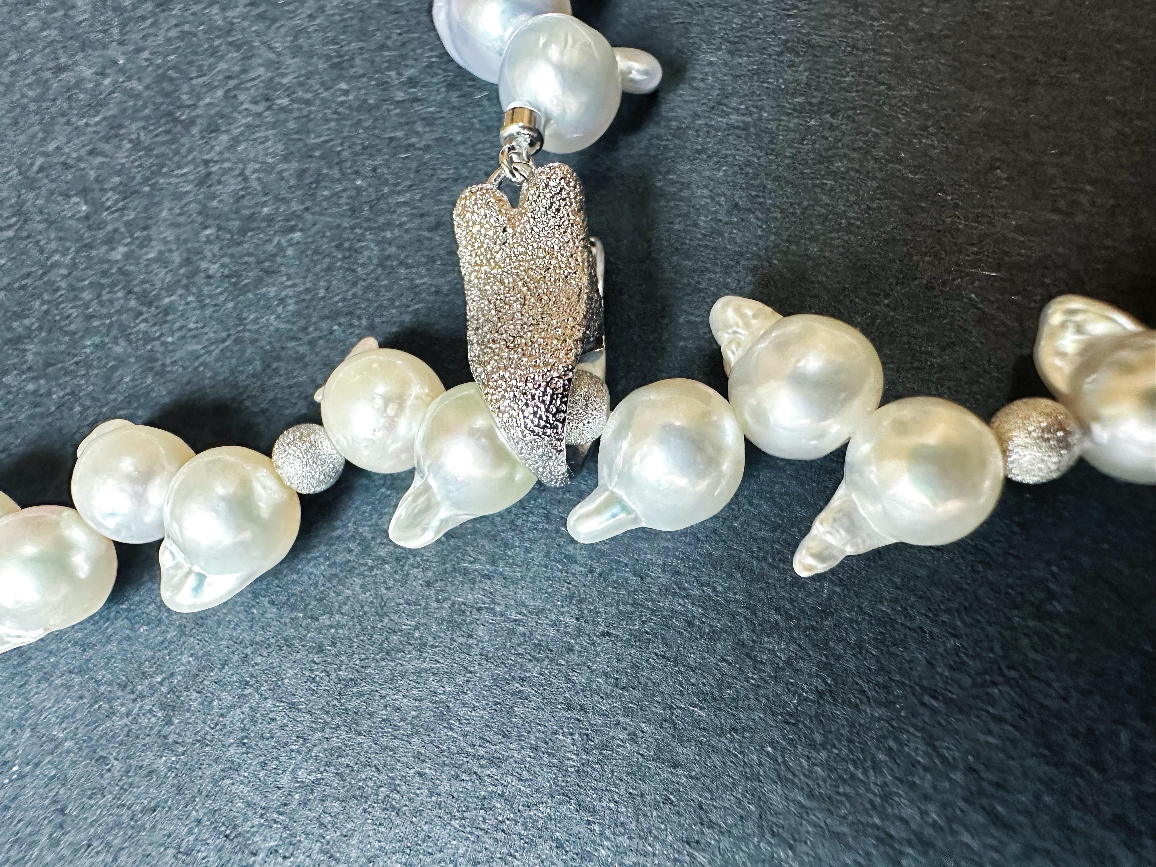 One-of-a-Kind Japan Akoya Pearl Long Necklace Wheat Ear Design For Sale 11