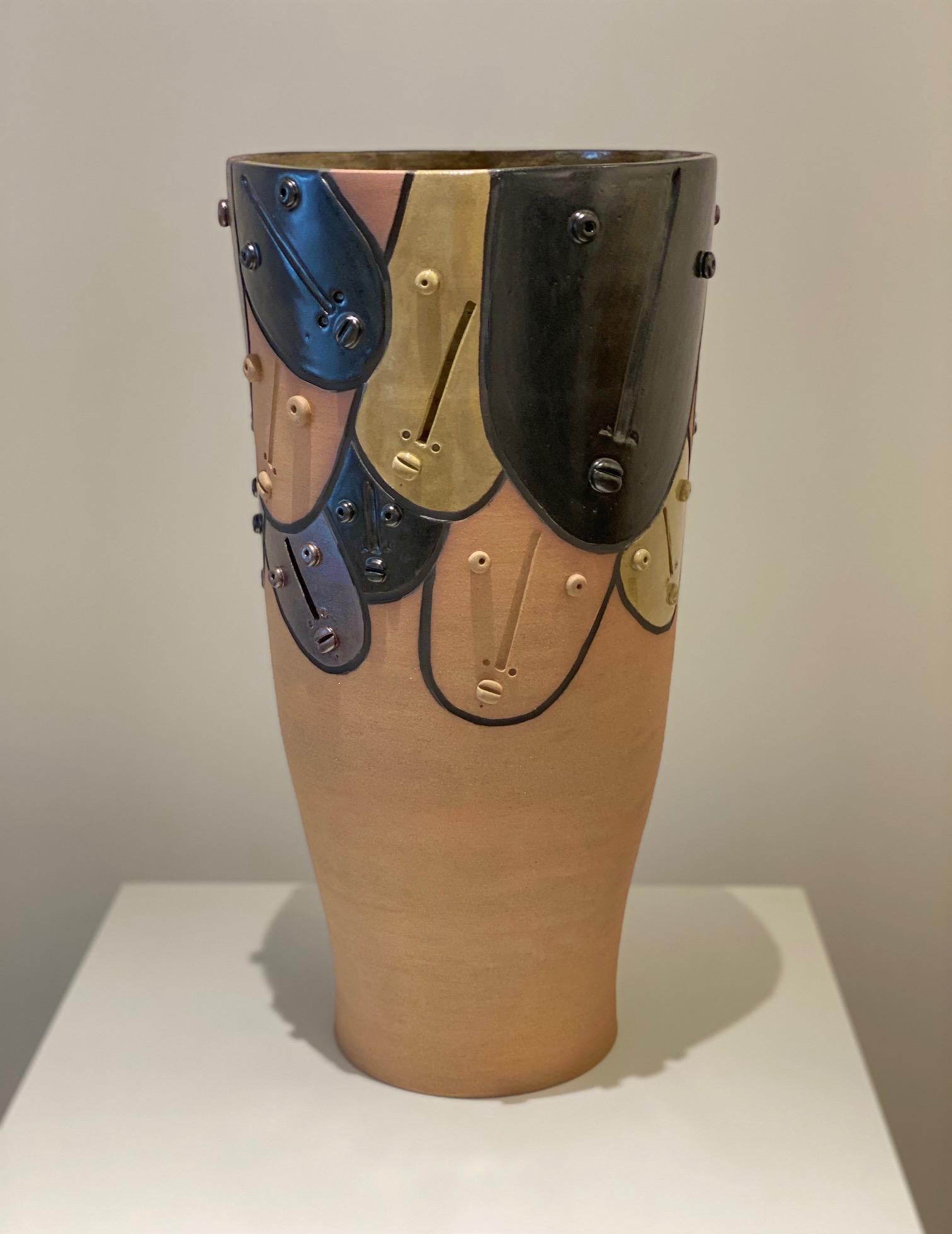 Decorative vase in clay with stylized faces, handmade and signed by French ceramicists Dalo
Earthenware with satin black /grey /beige enamels. One of a kind
Measures: H 43 cm x L 22 cm.
A Smaller size vase is also available.
 