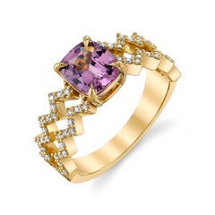 One-of-a-Kind Lilac Spinel & Diamond Zigzag 18K Yellow Gold Ring