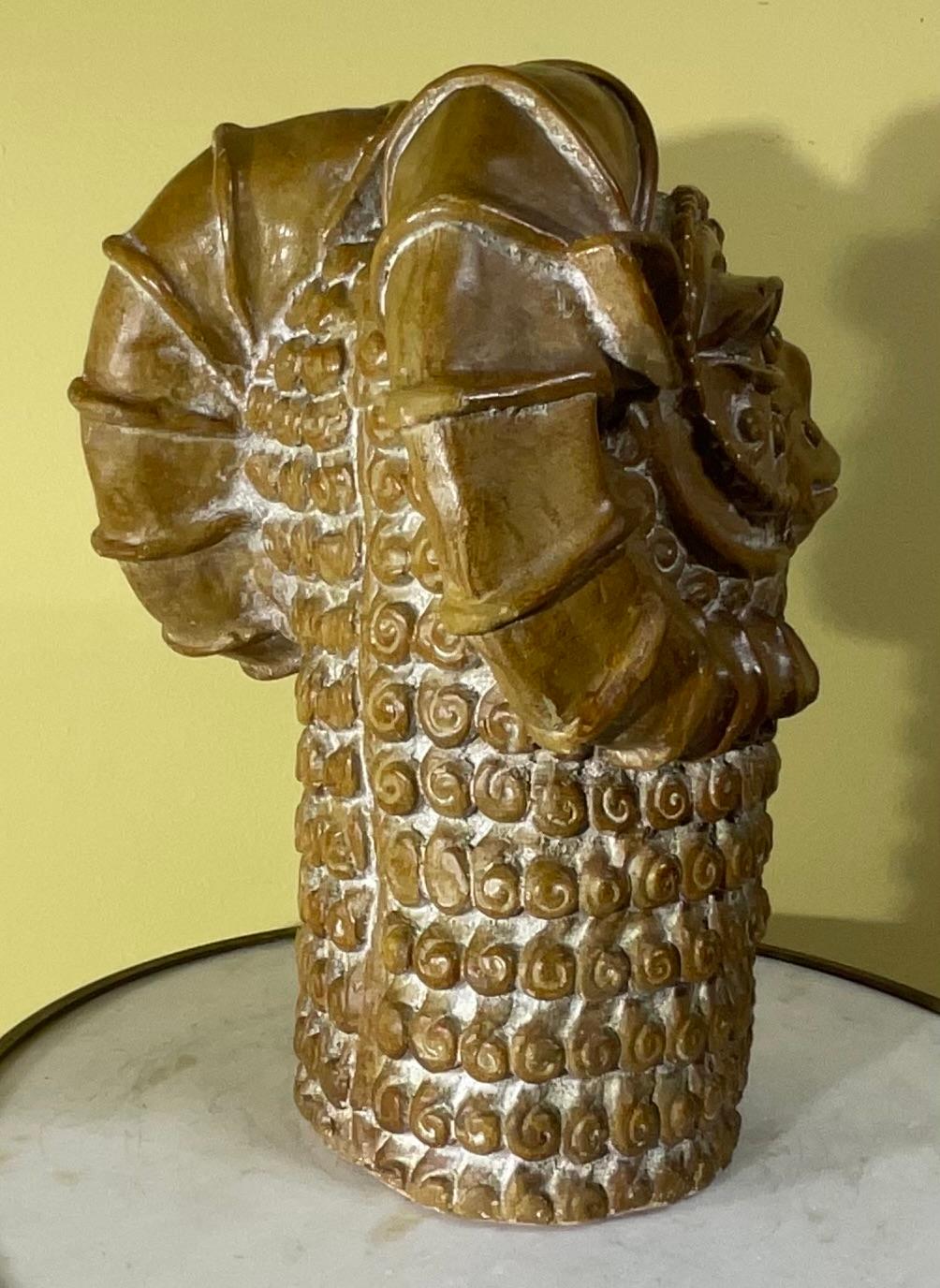 Scultura di testa di ariete in ceramica, unica nel suo genere, della metà del secolo scorso in vendita 2