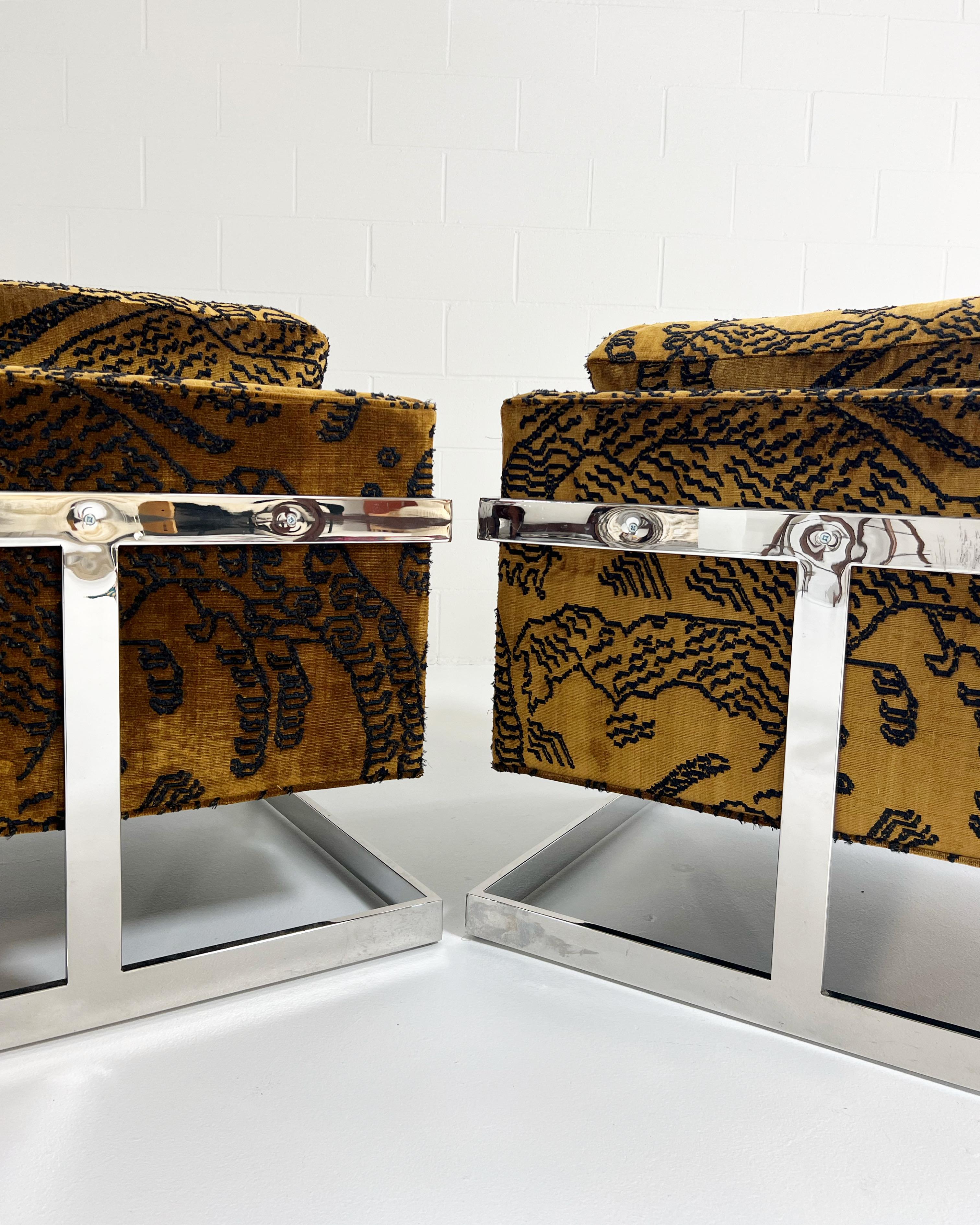 One-of-a-Kind Milo Baughman Lounge Chairs Restored in Dedar Tiger Mountain, Pair In Good Condition In SAINT LOUIS, MO