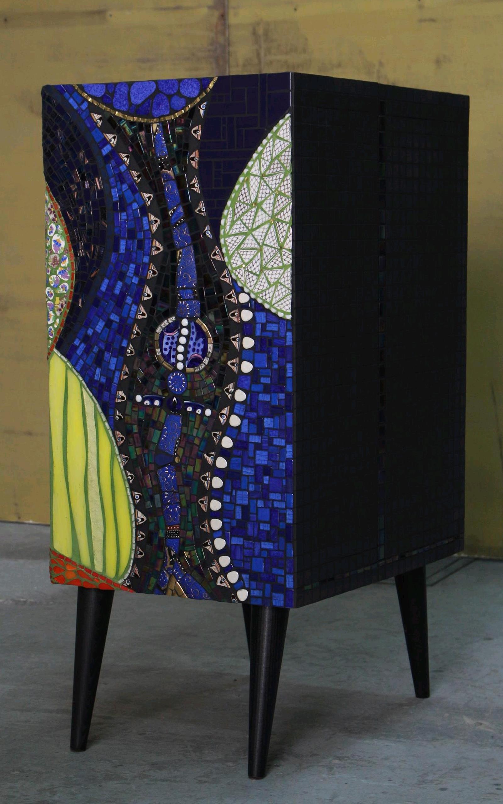 One of a kind Mosaic Cabinet, Dry Bar Aboriginal Inspiration, France 2022 In New Condition For Sale In Paris, FR