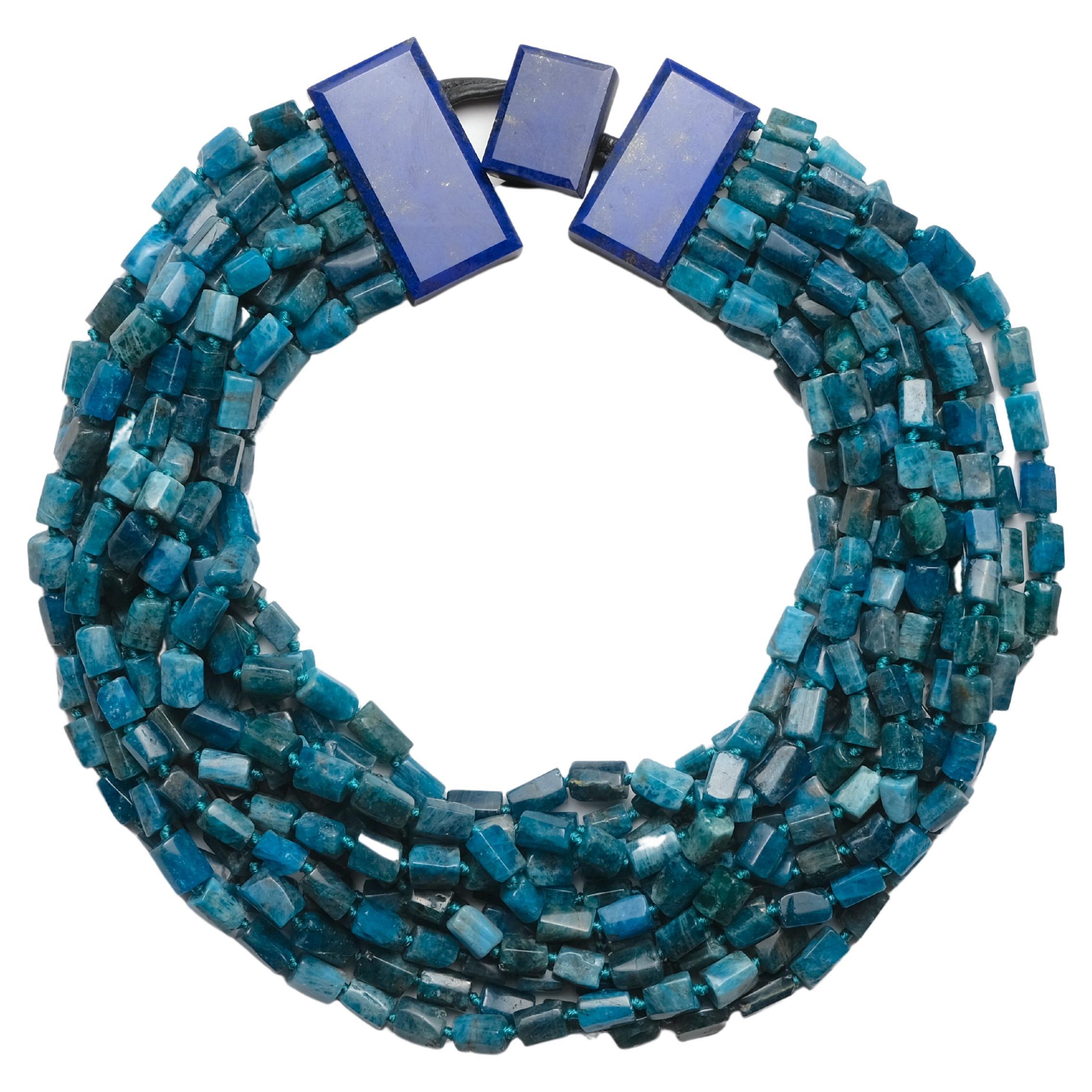 Collier unique en son genre en chrysolite et lapis-lazuli de la marque danoise Monies