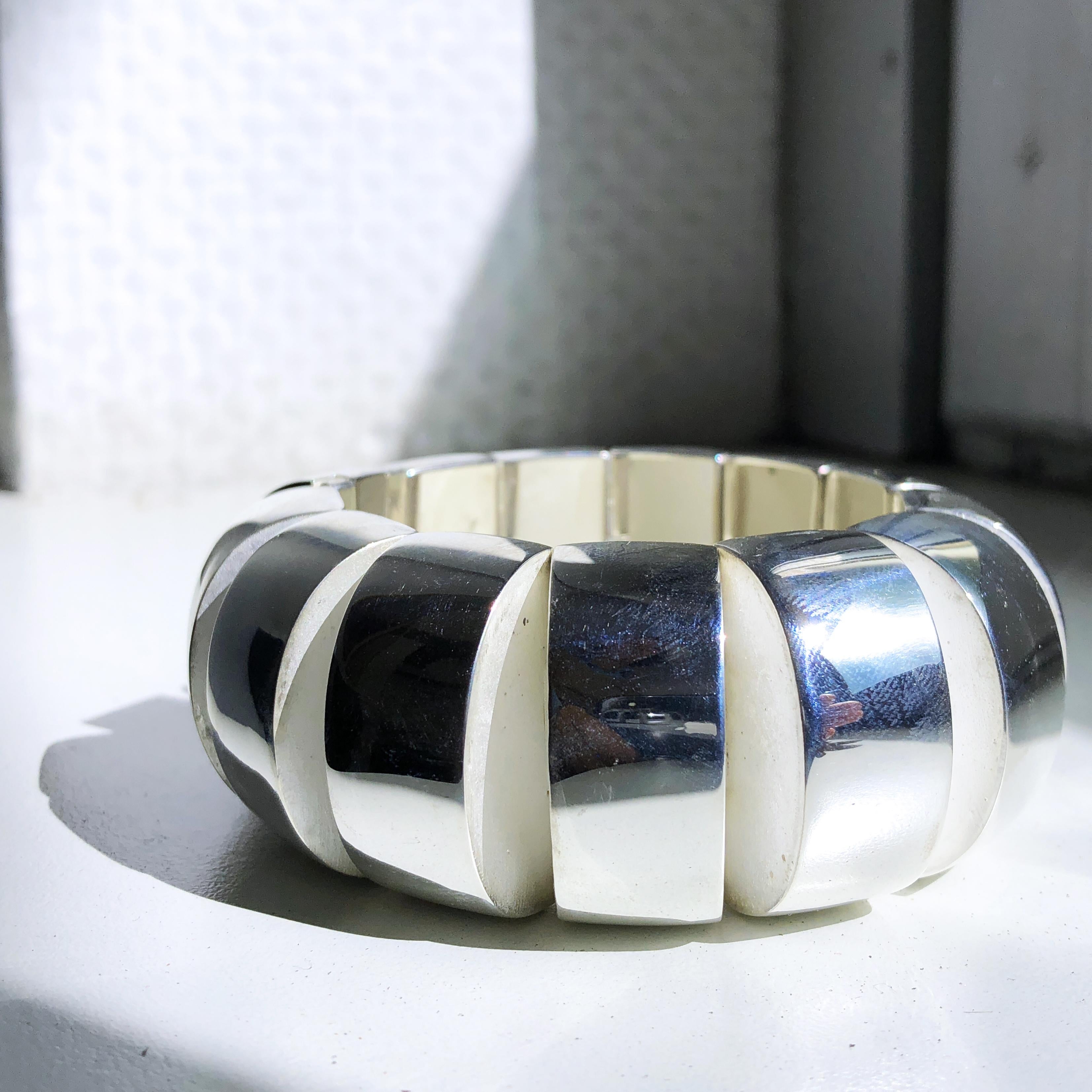 Einzigartiges Original 1980er Pomellato Skulpturales Original-Armband aus Sterlingsilber im Angebot 6