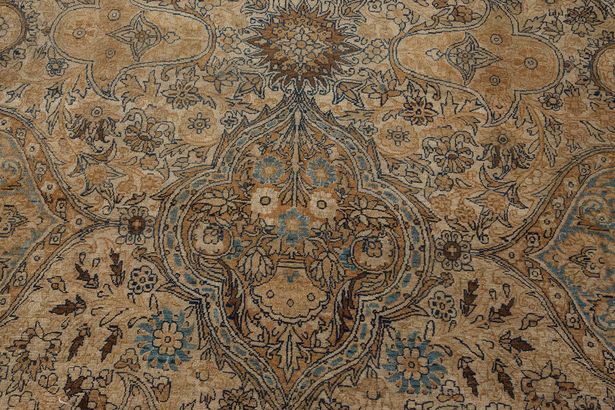 Oversized 19th Century Persian Kirman Carpet In Good Condition For Sale In New York, NY