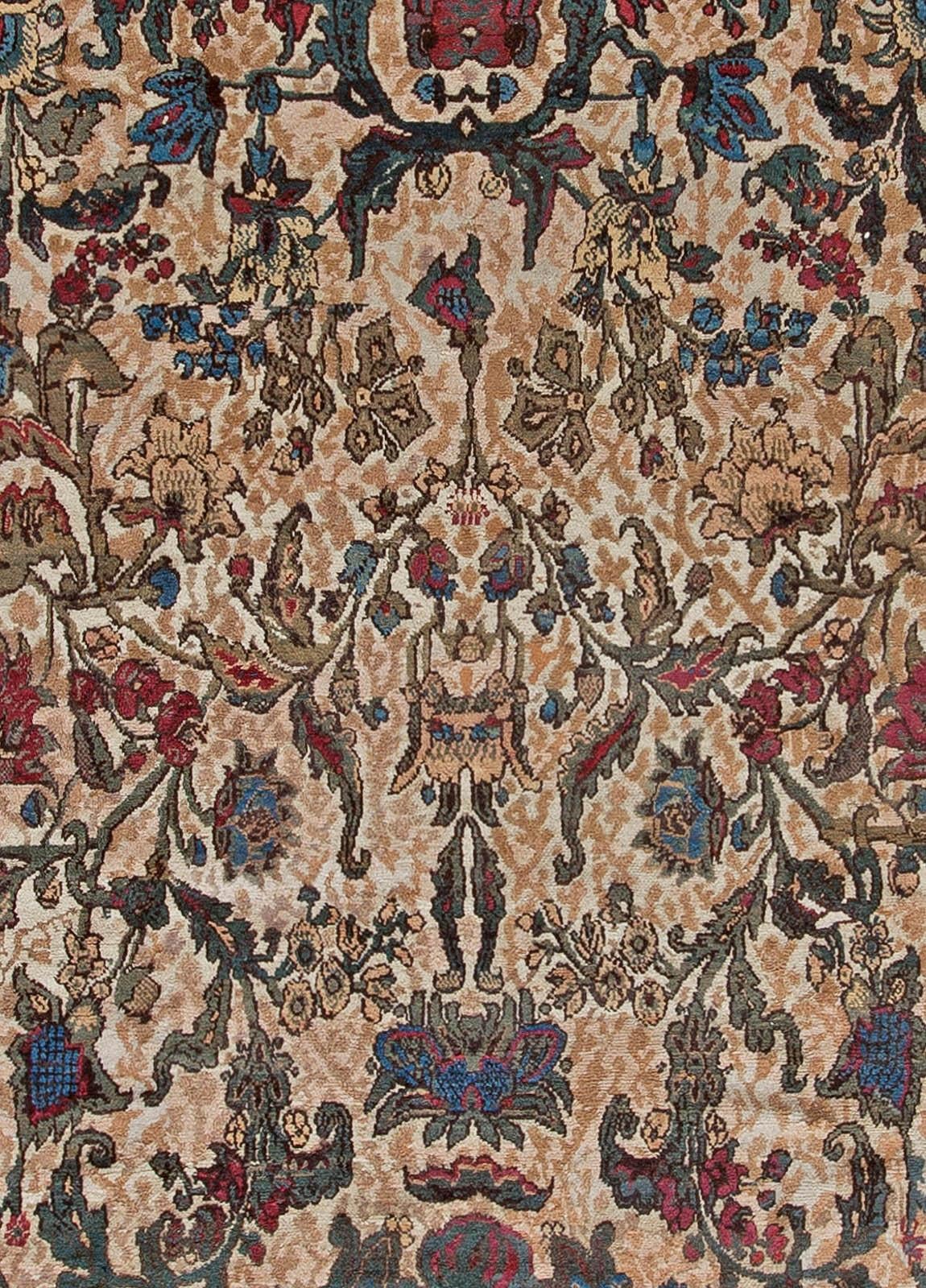 Oversized Antique Indian Bold Botanic handmade wool carpet
Size: 15'5