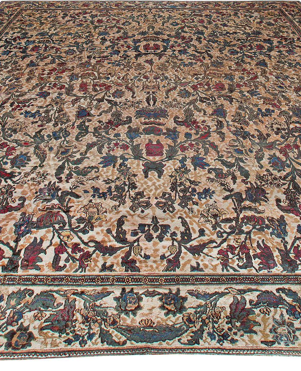 Oversized Antique Indian Botanic Handmade Wool Rug In Good Condition For Sale In New York, NY