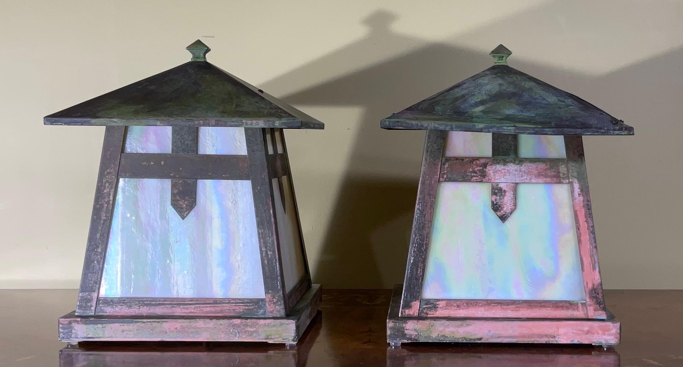 20th Century One of a Kind Pair of Art and Craft Copper Table Lamp For Sale