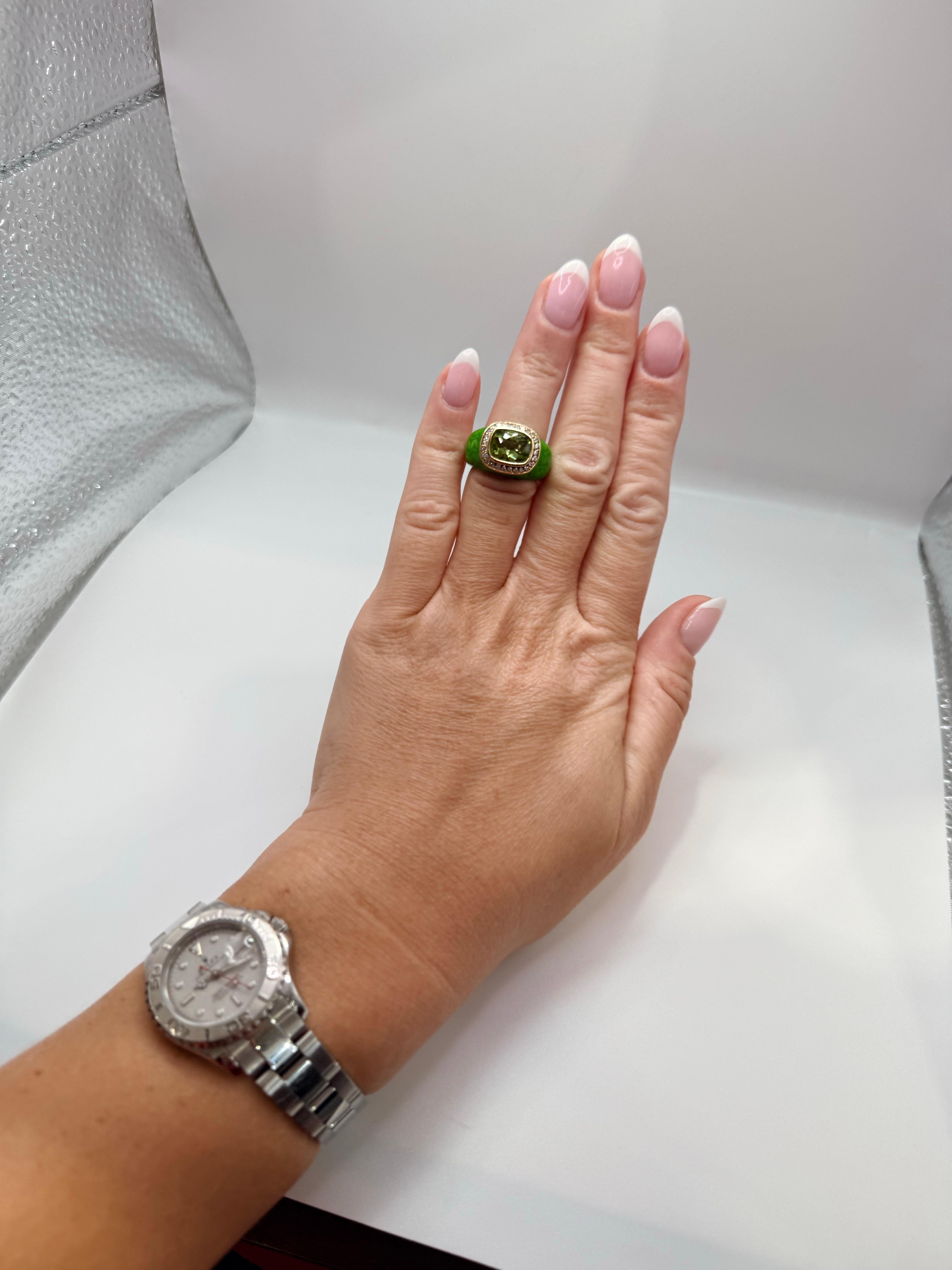 Einzigartiger Peridot & Diamant-Emaille-Ring 18KT im Angebot 4