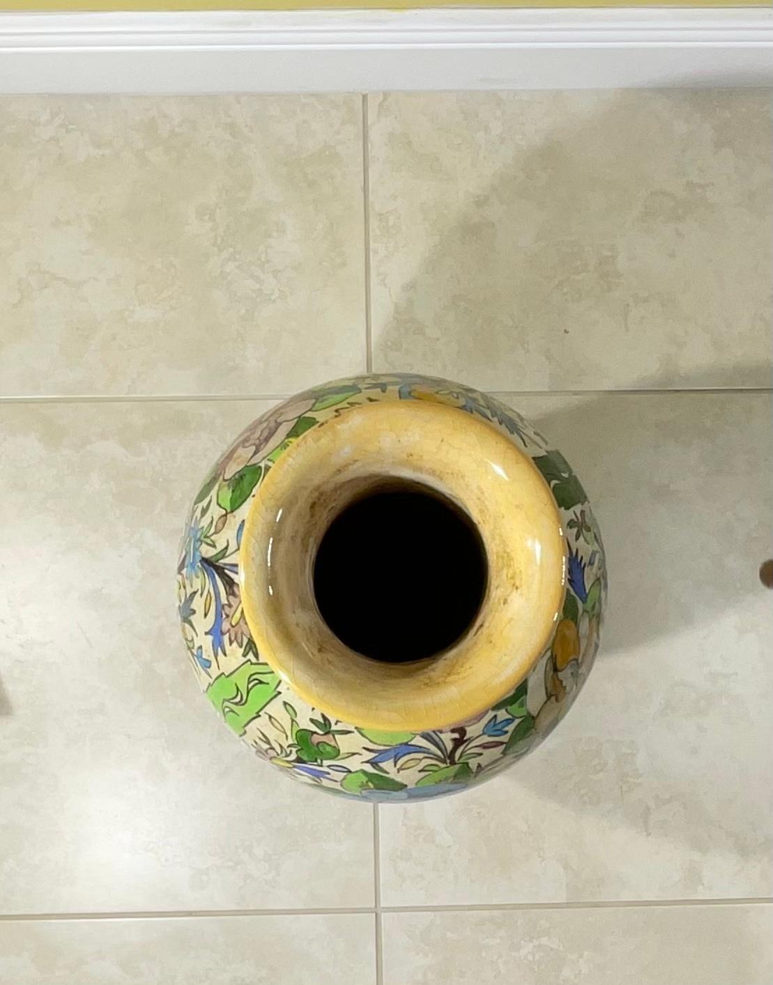 Einzigartige persische handbemalte Fischvase aus Keramik im Angebot 1