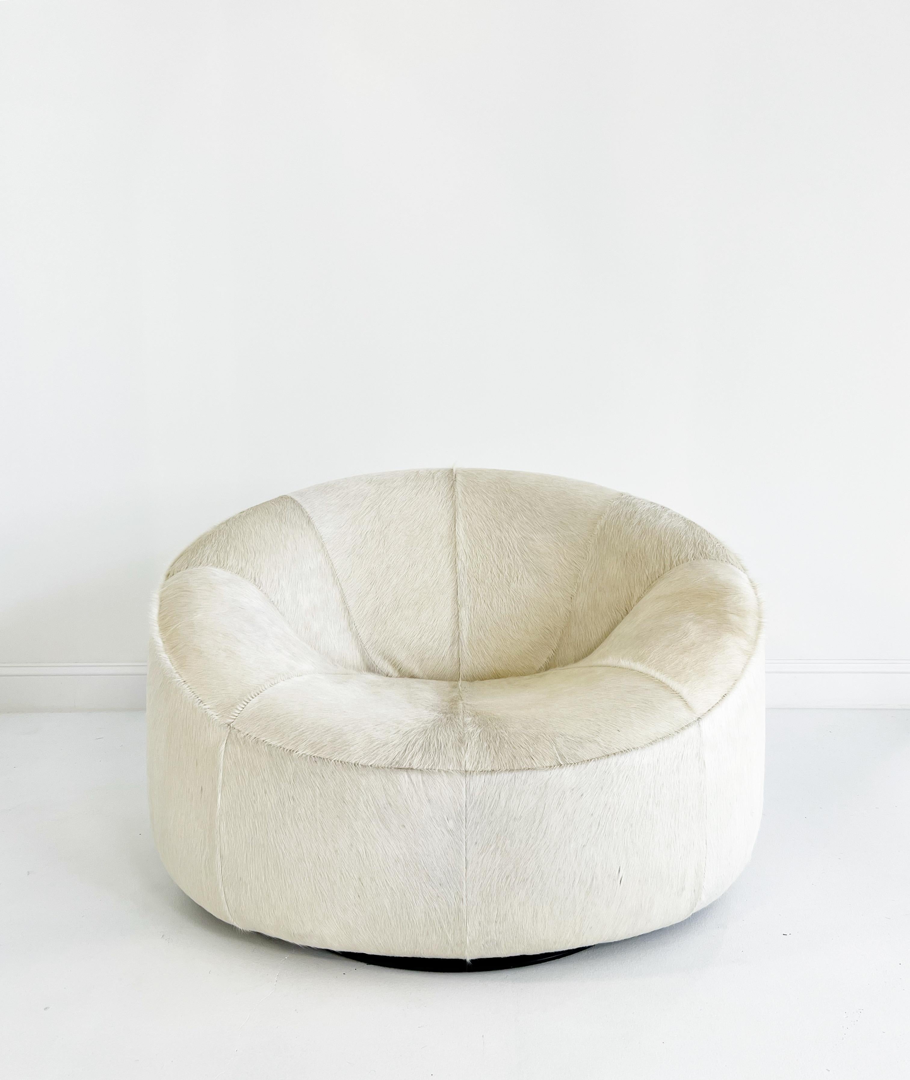 pierre paulin pumpkin chair