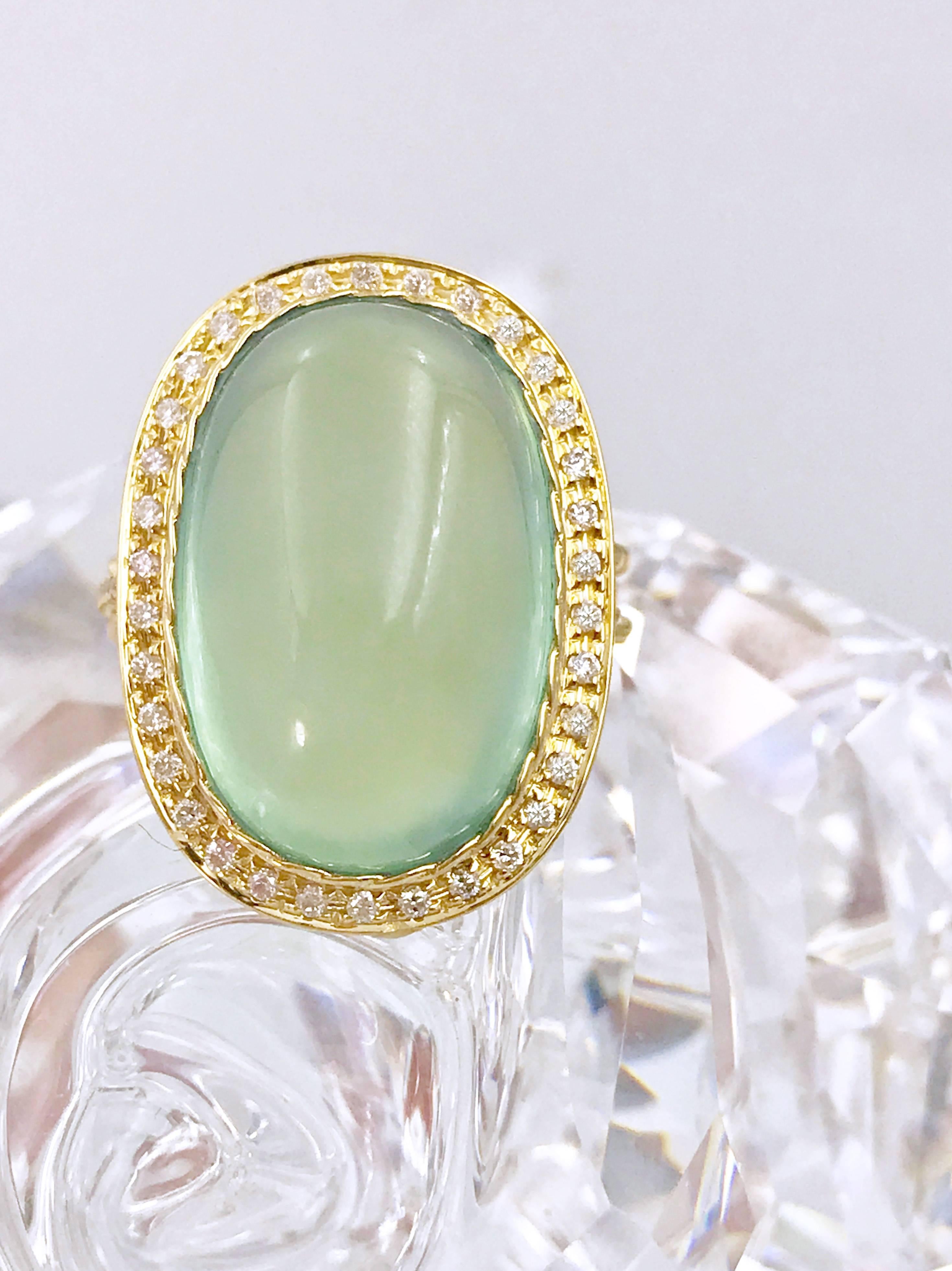 One of a Kind Prehnite Diamond Halo Cocktail Ring 18 Karat in Stock In New Condition For Sale In Paterson, NJ