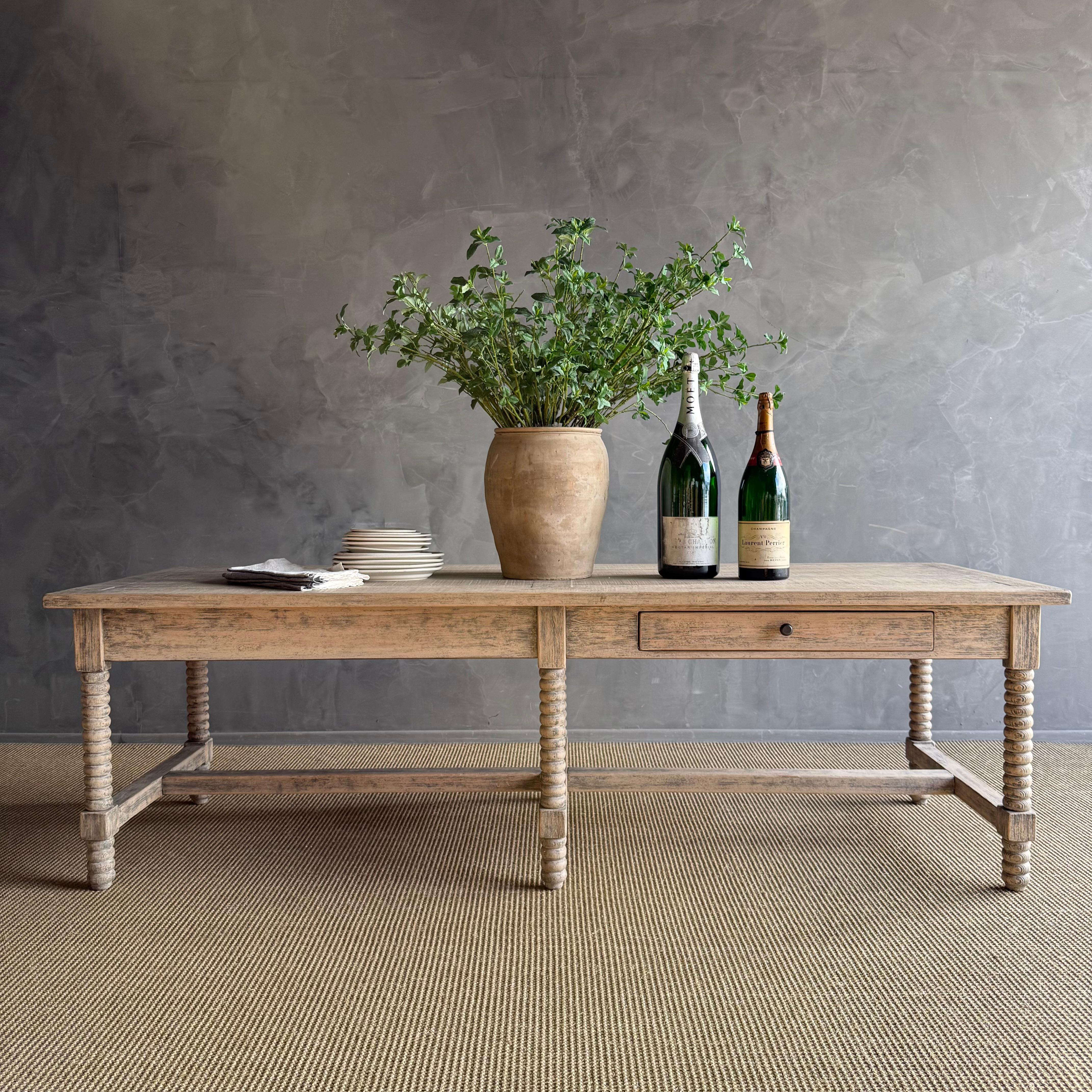 Table de travail ou de salle à manger récupérée, unique en son genre, avec pieds tournés et tiroirs fonctionnels en vente 4