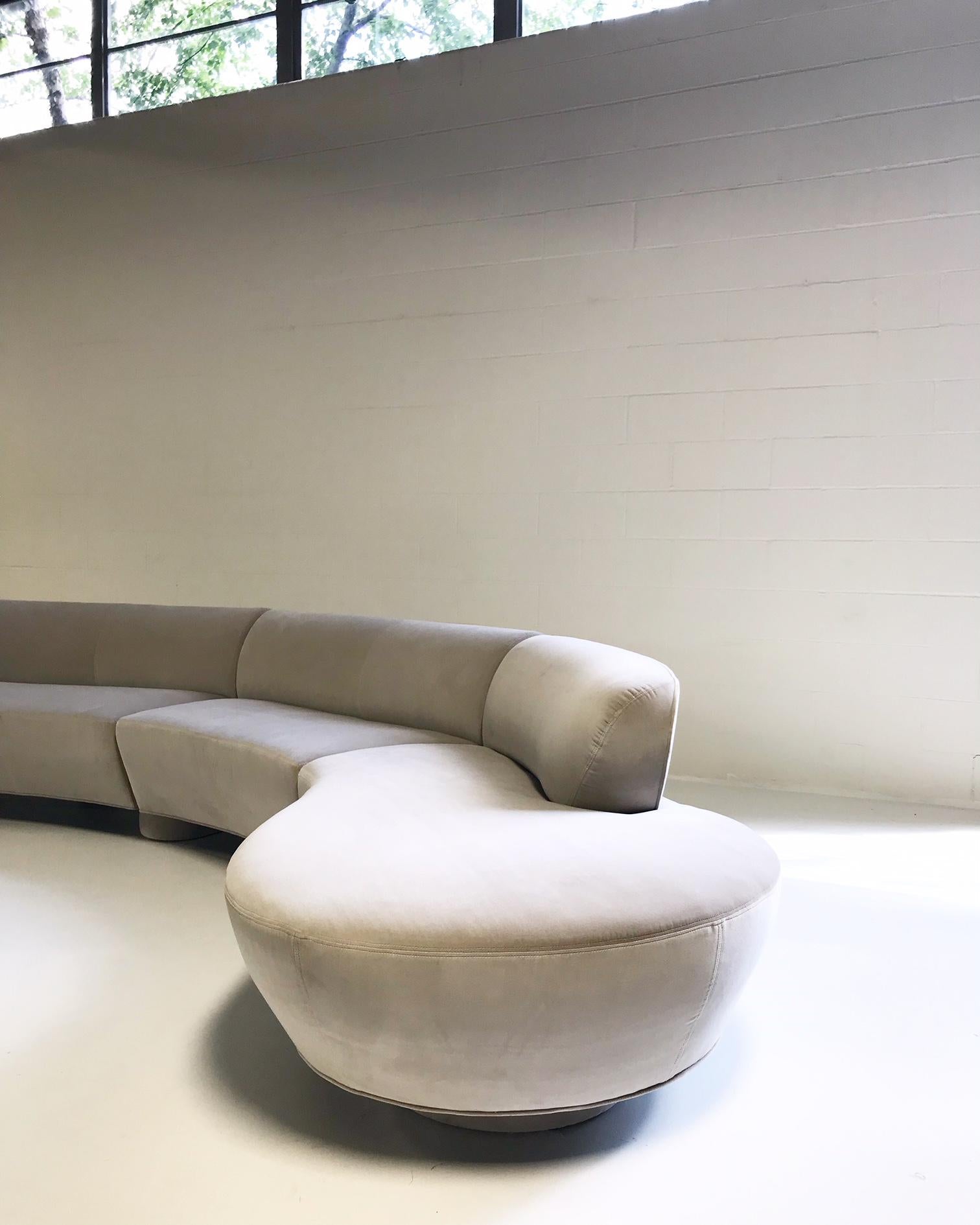 One-of-a-Kind Restored Cloud Sofa in Loro Piana Grey Velvet In Excellent Condition In SAINT LOUIS, MO