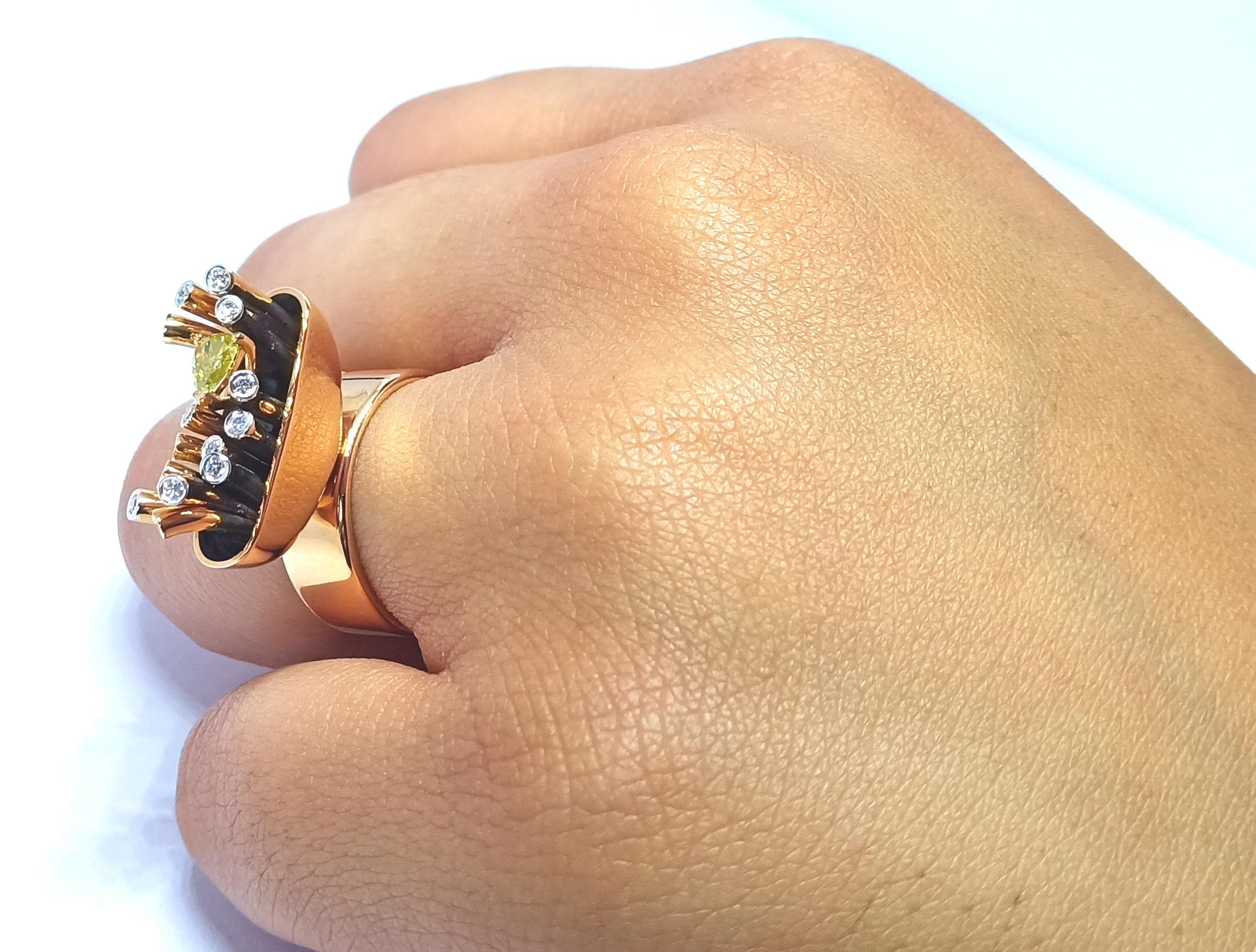 Articulate Your One of a Kind with White and Yellow Diamond Rose Gold Ring For Sale 5