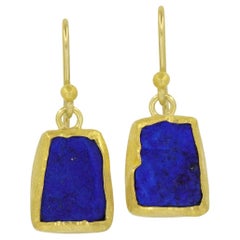 One of a Kind Rough Lapis Lazuli Rectangle Gold Earrings, Petra Class 2023
