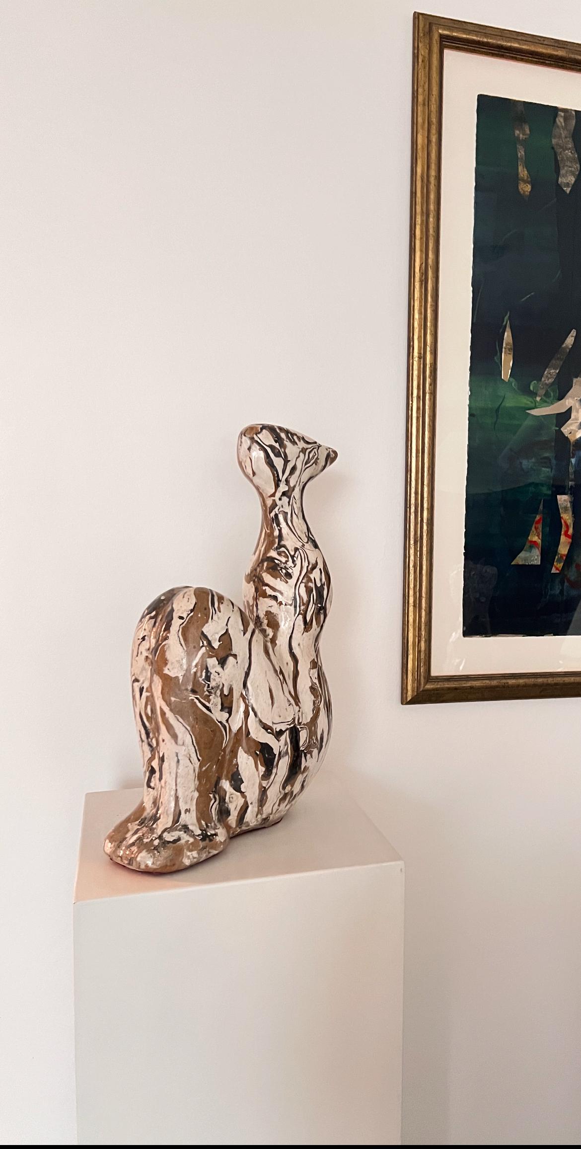 Escultura única de una mujer sentada, hecha a mano Vaciado en venta