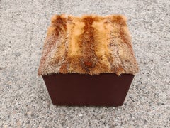 Tavolino o pouf unico di BeDeM, Serbia 2026