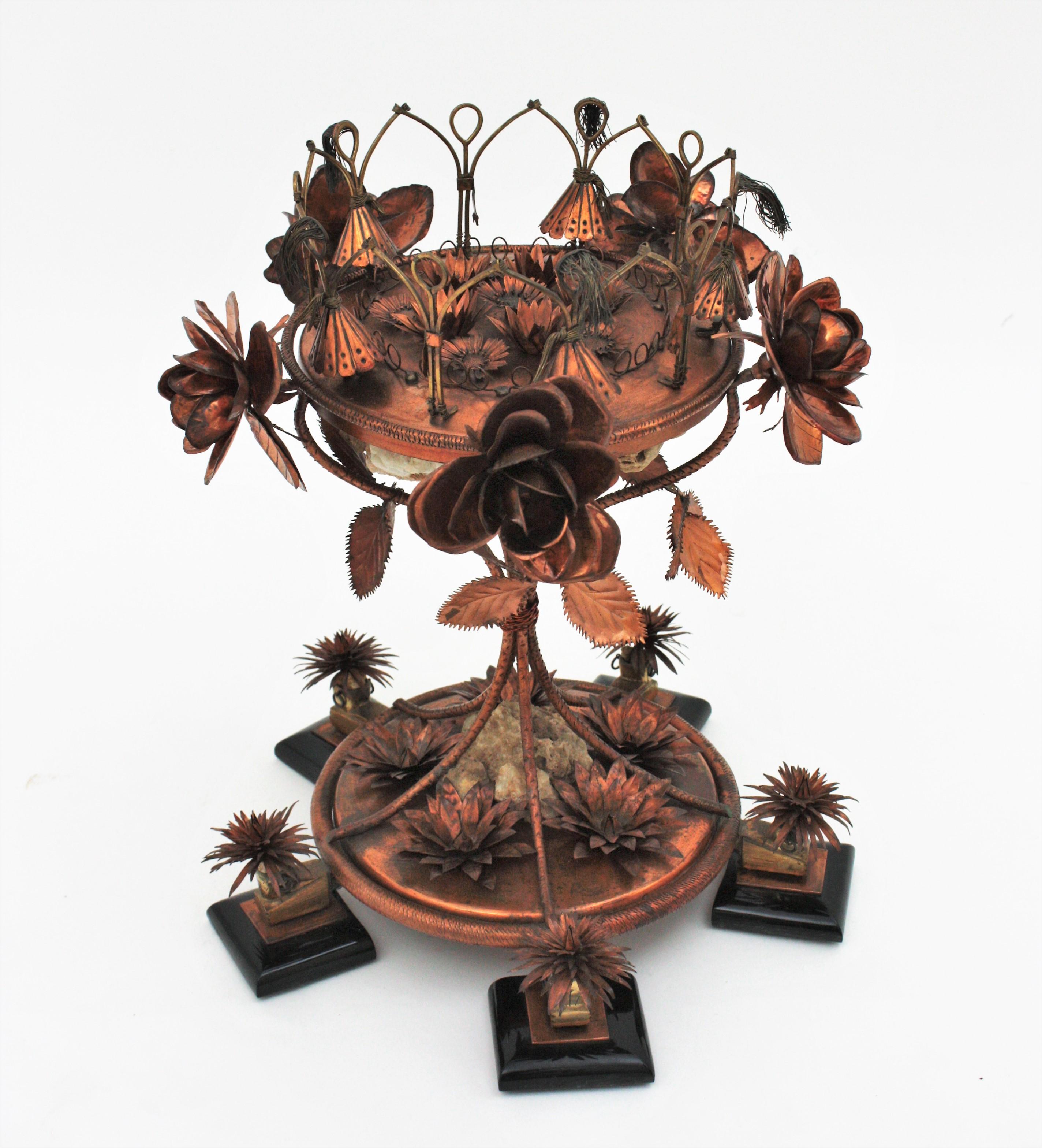 Foliage Floral Small Gueridon or Side Table in Copper, 1960s For Sale 5