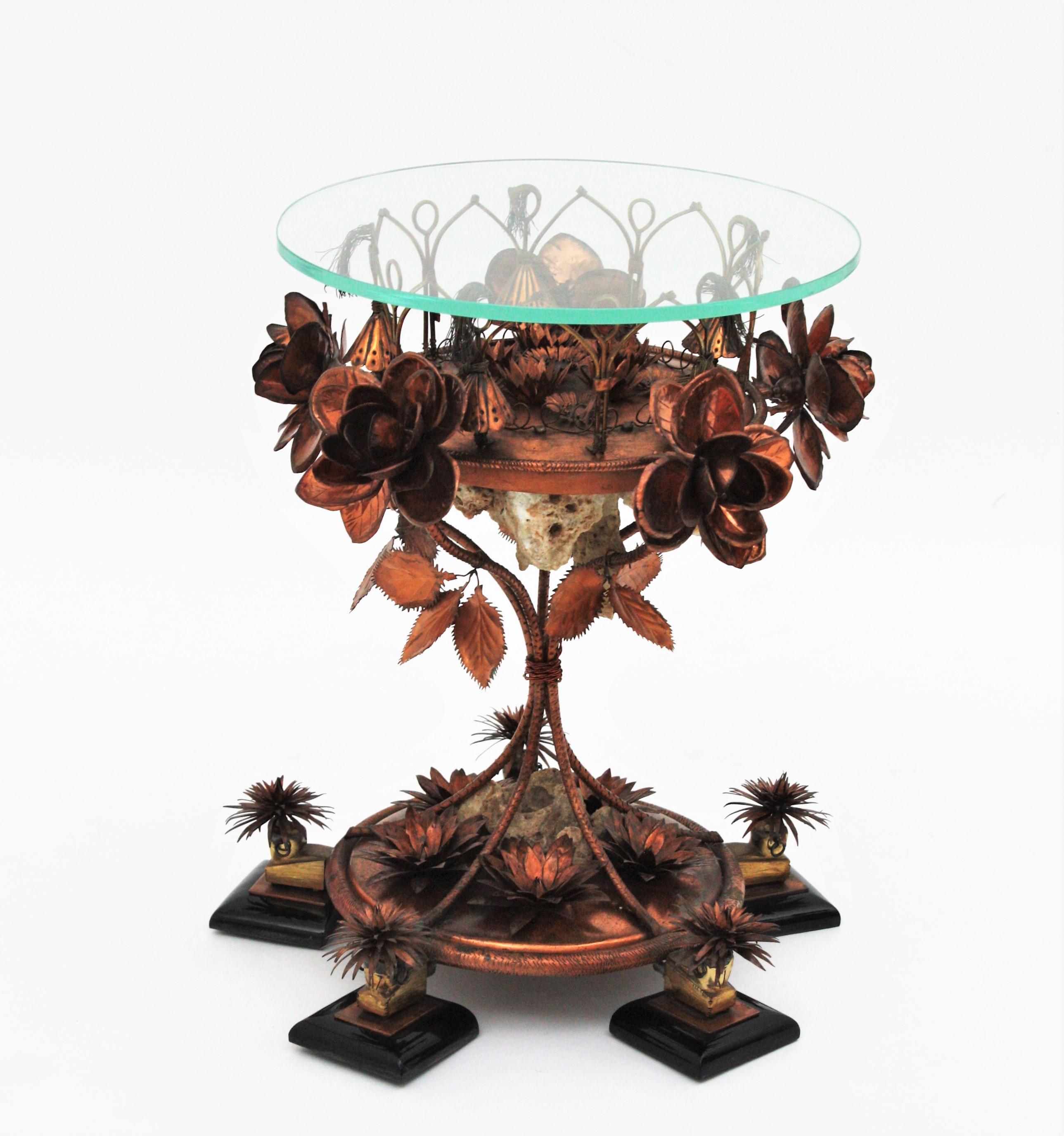 One of a kind handcrafted small table in copper, stone and glass depicting the Sardana dance. Spain, 1950s-1960s.
This outstanding table was entirely made by hand (Please see in the detail the Master's meticulous work)
It has a gorgeous foliage