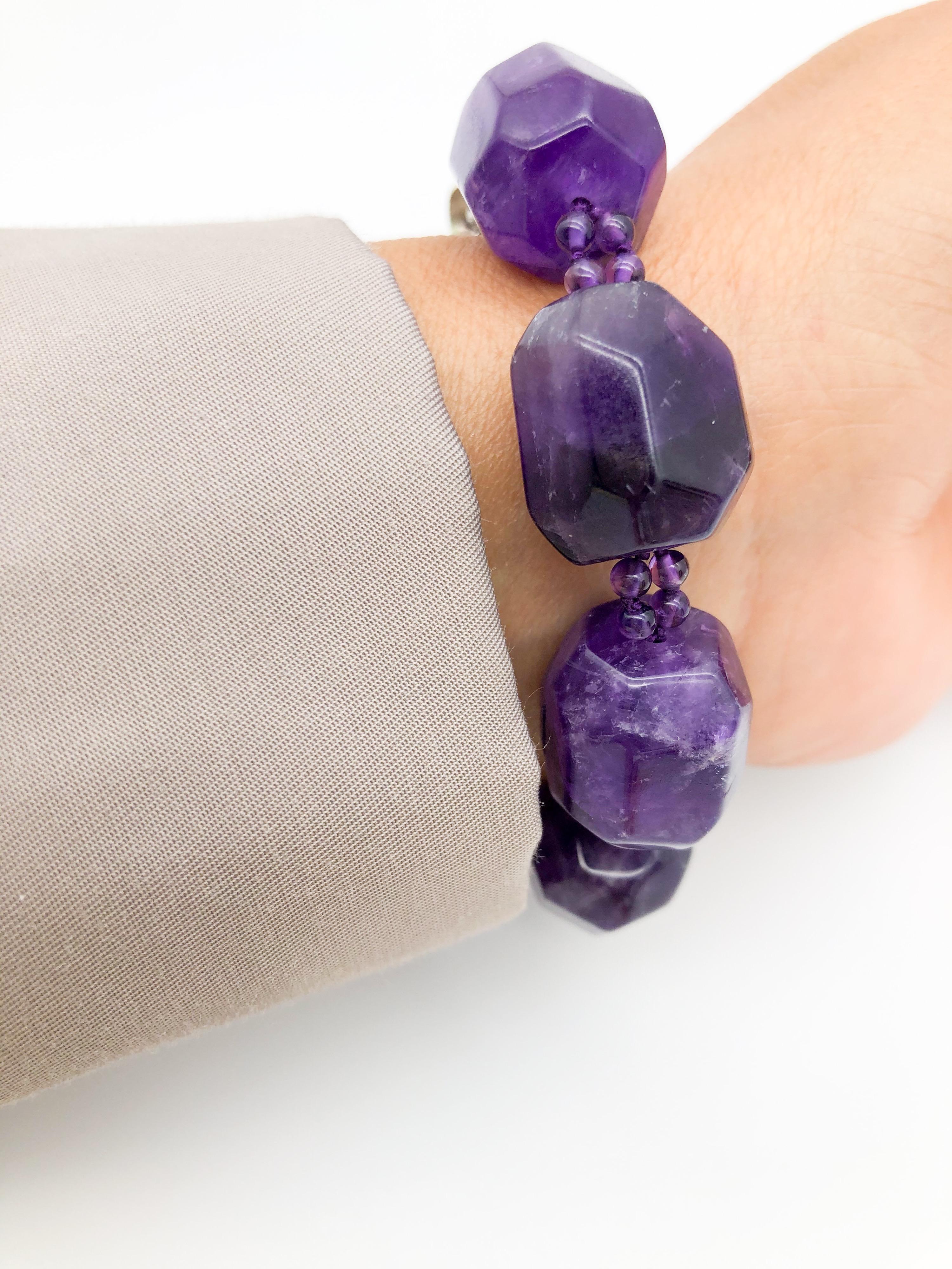 One-of-a-Kind Sparkling faceted Amethyst Bracelet In New Condition For Sale In Miami, FL