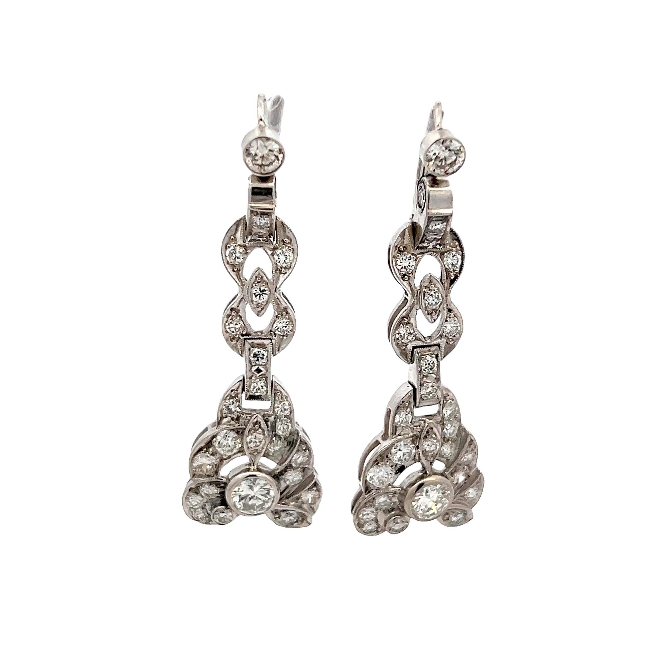 Pendientes de gota de diamantes Talia Jade Deco Revival, únicos en su especie  Platino  5,50 Ct Art Decó en venta