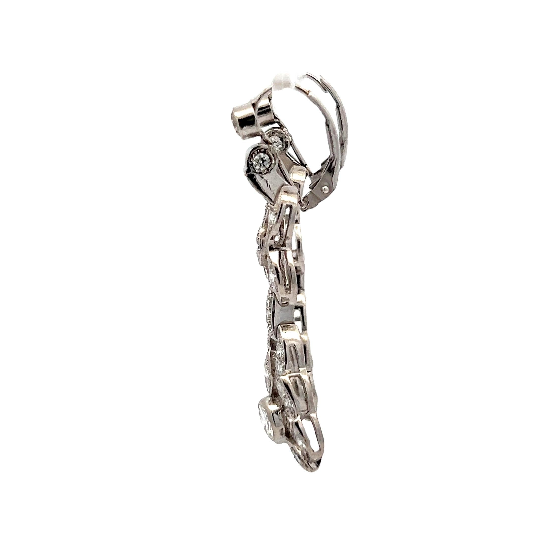 Pendientes de gota de diamantes Talia Jade Deco Revival, únicos en su especie  Platino  5,50 Ct en venta 3