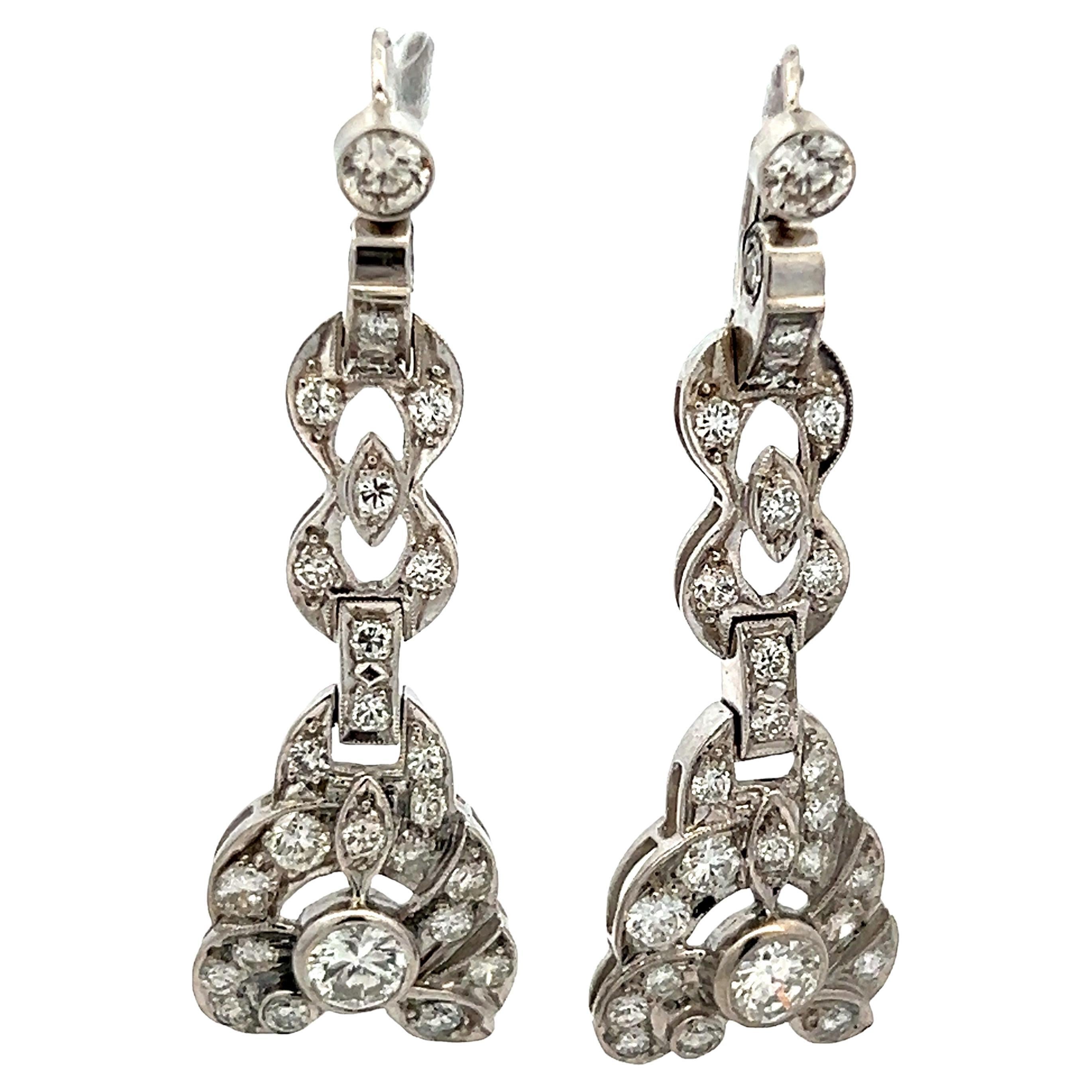 Pendientes de gota de diamantes Talia Jade Deco Revival, únicos en su especie  Platino  5,50 Ct en venta