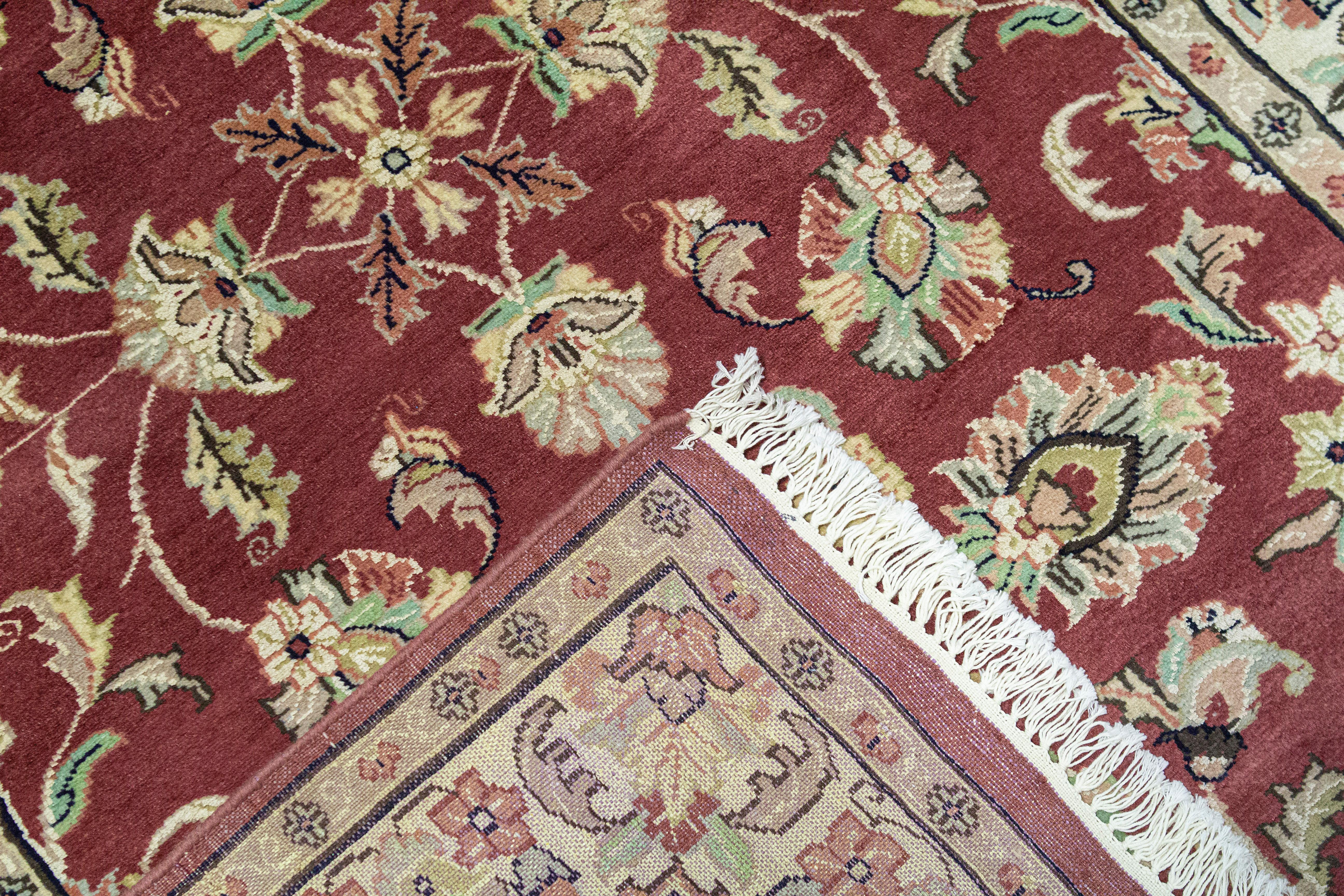 Indian Hand Woven Luxury Kashan Rust / Ivory Area Rug For Sale