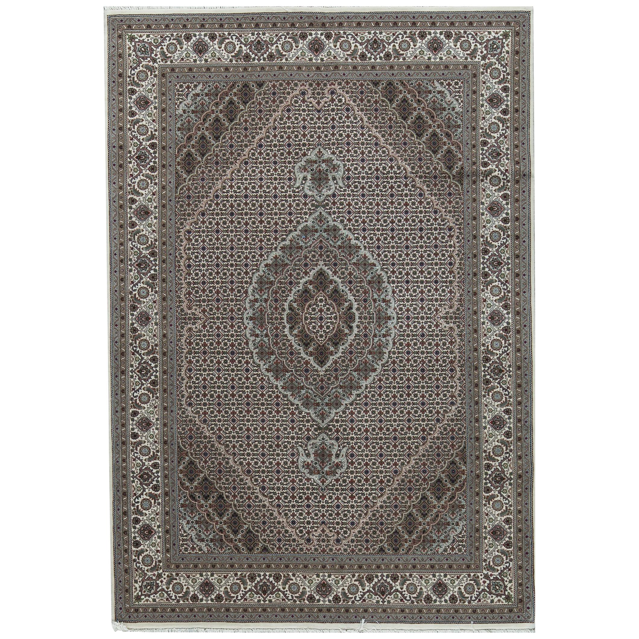 One of a Kind Traditional Hand Woven Wool Area Rug 5'7 x 8'