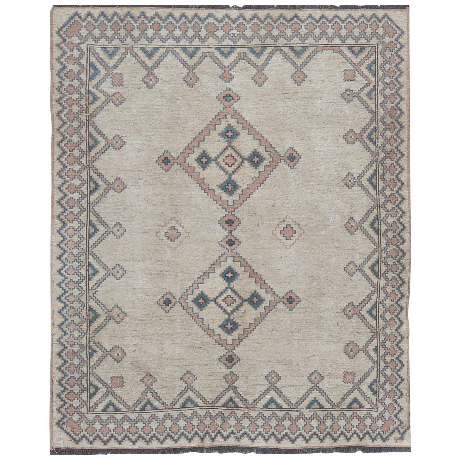 One-of-a-Kind Traditional Handwoven Antique Style Wool Area Rug  4’10" x 5’10”.
