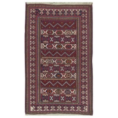 One-of-a-Kind Traditional Handwoven  Wool Area Rug 4’7" x 7’8”.    